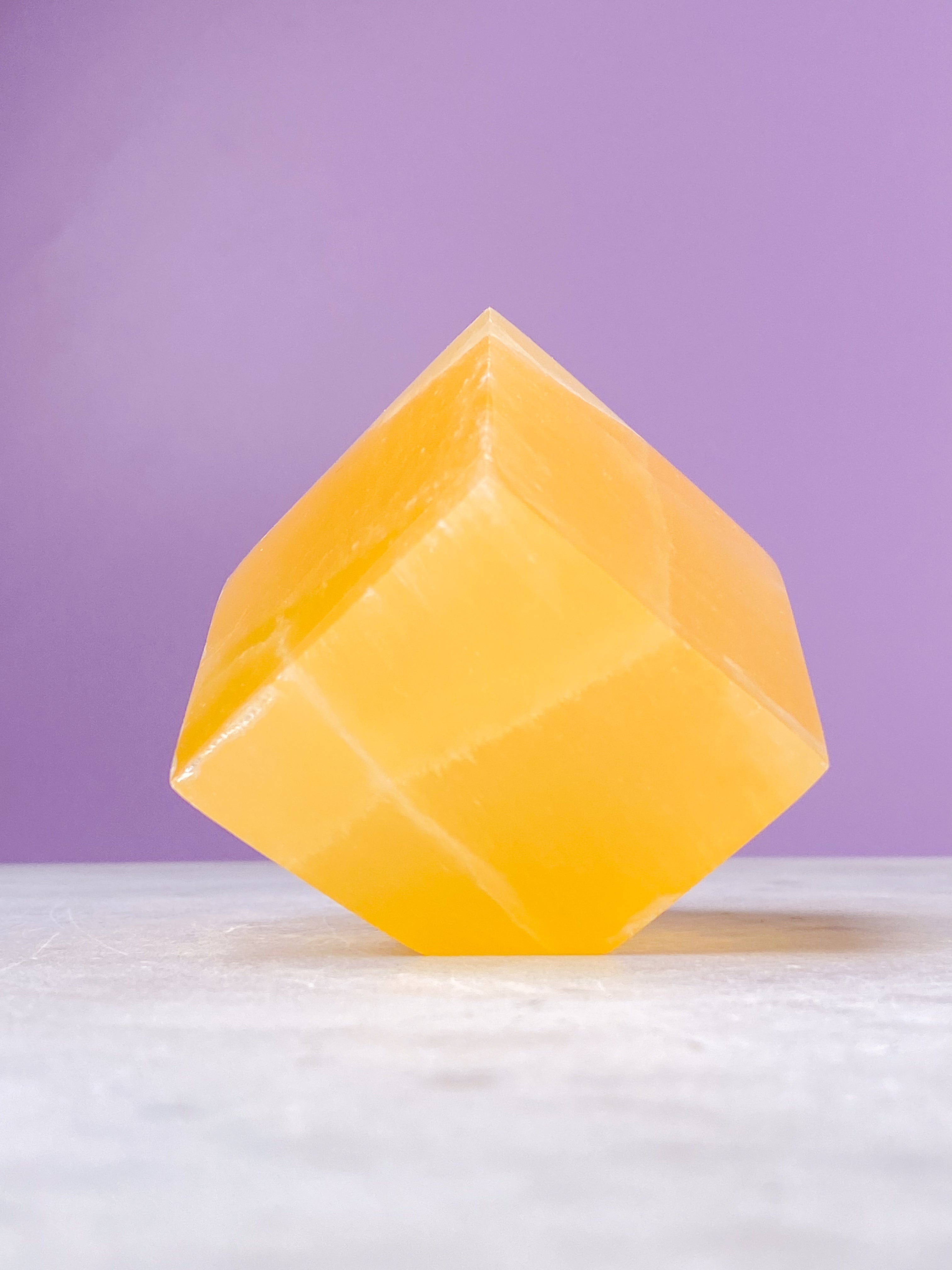 Honungskakakalcitkub (nr 2)