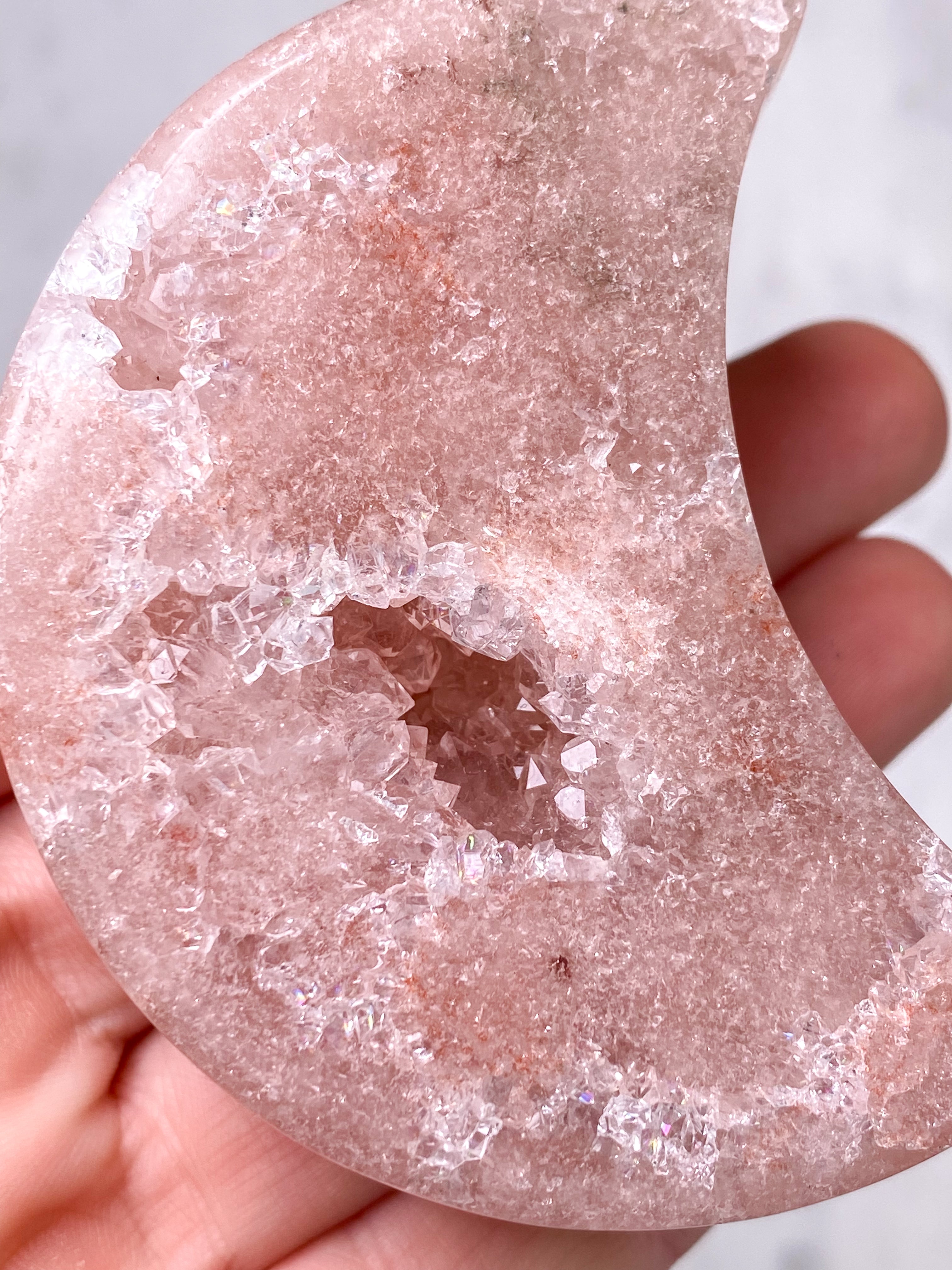 Druzy Pink Ametyst Måne (Nr. 4)