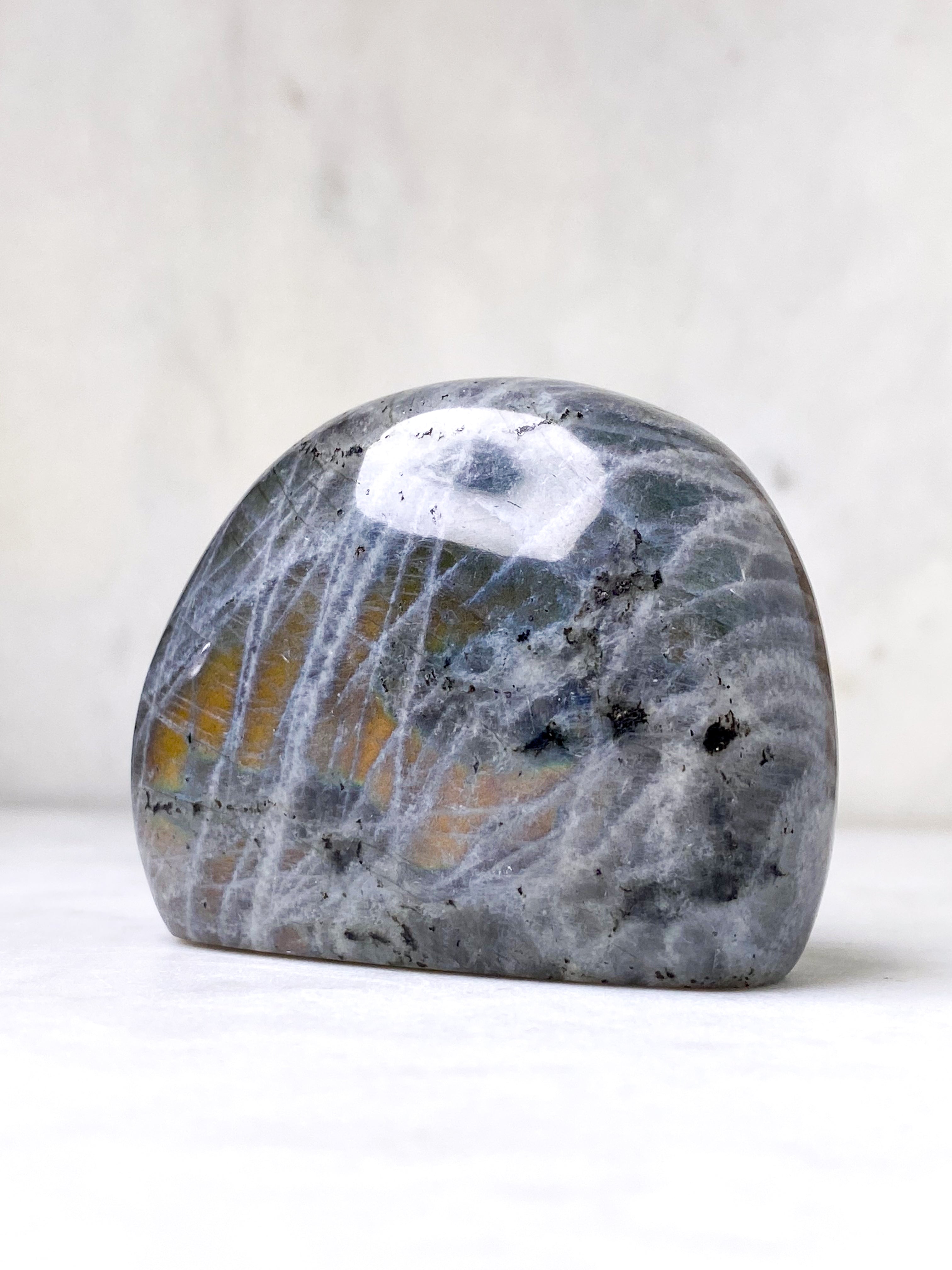 Guld labradorite hjärta