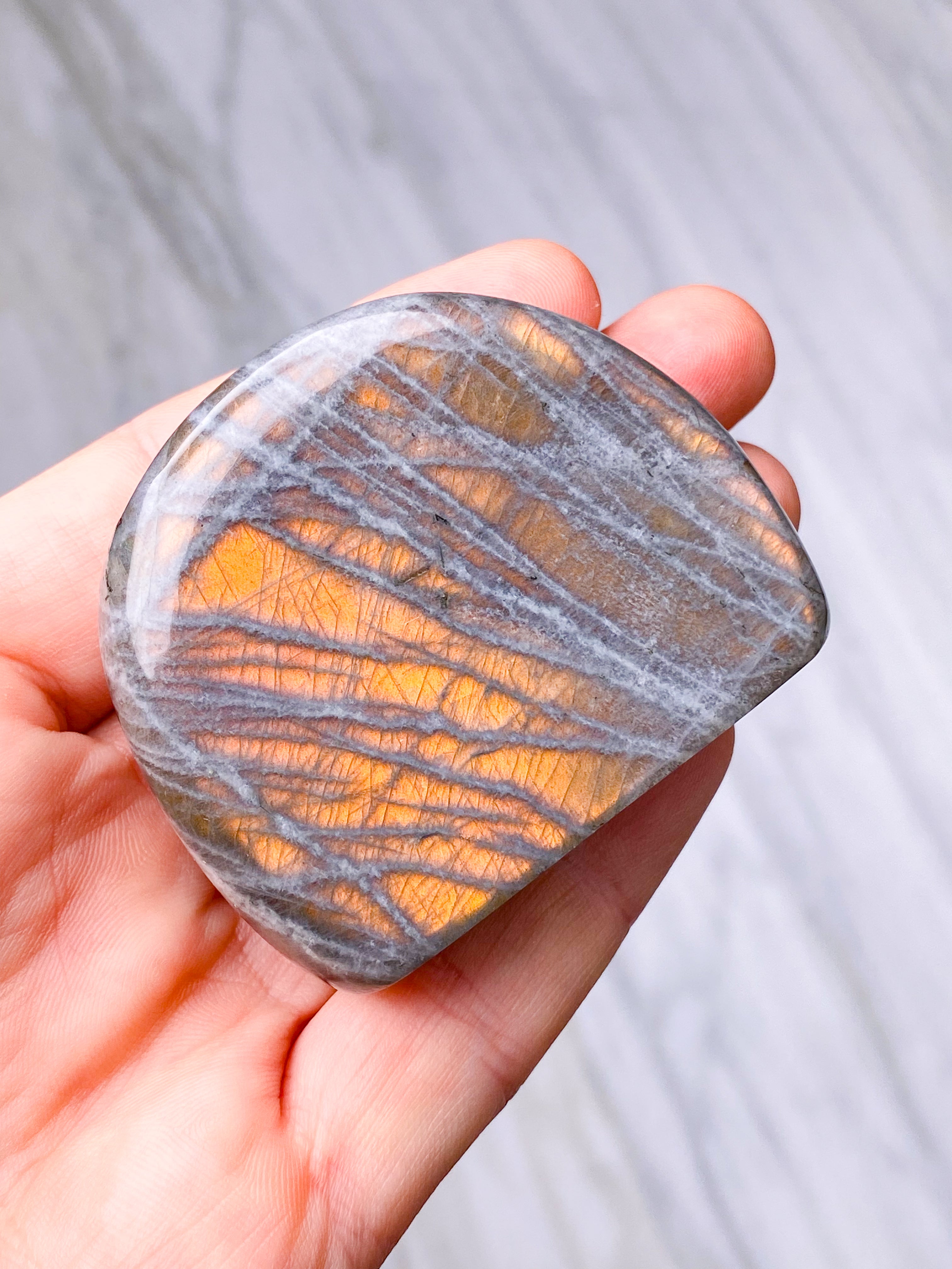 Guld labradorite hjärta