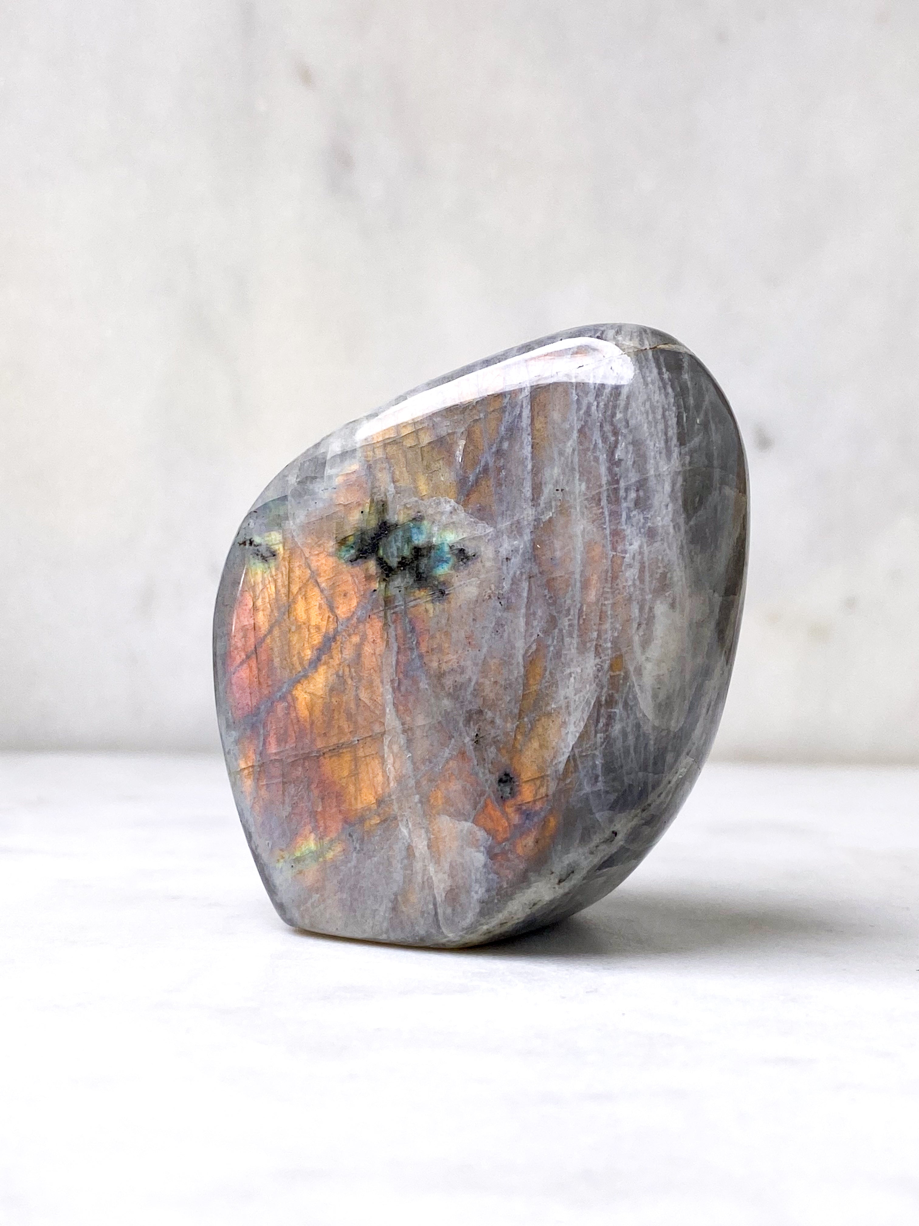 Guld labradorite hjärta