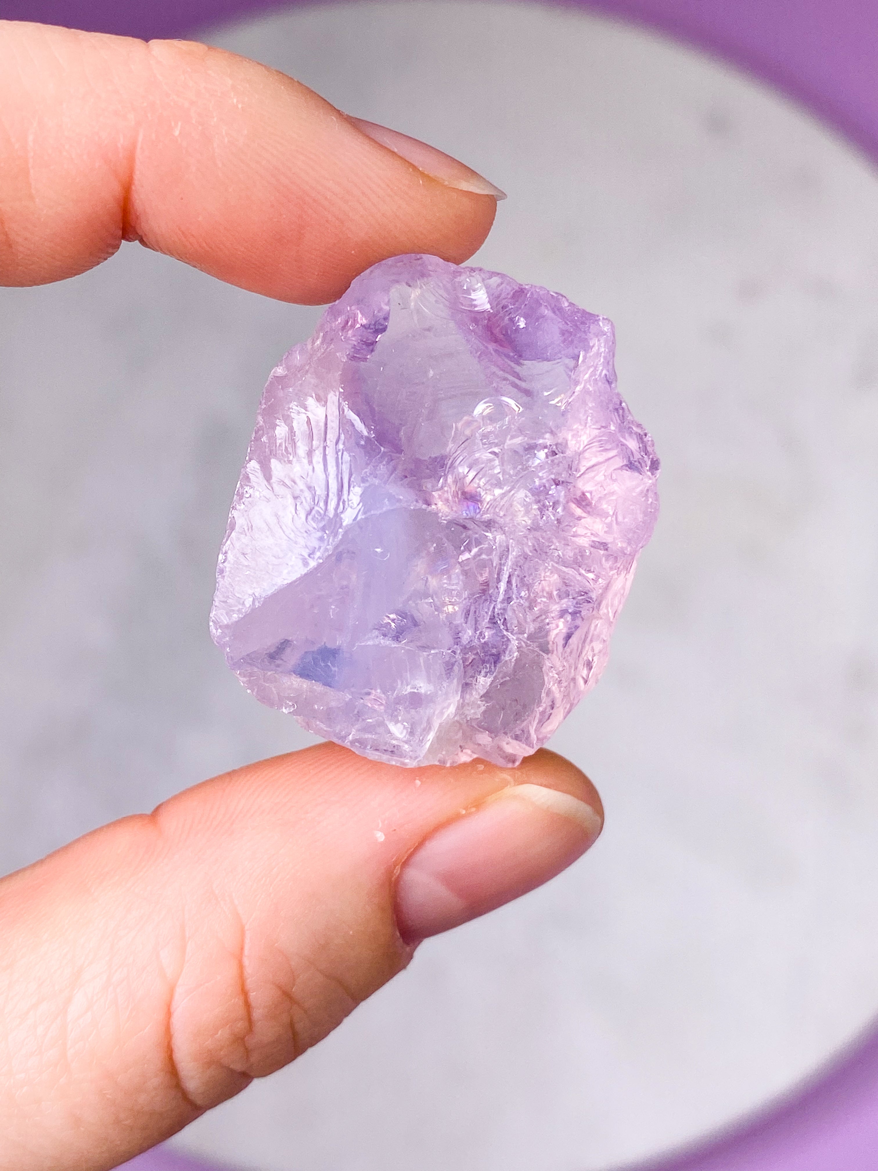 Lavender Moon Quartz Rå (Nr. 12)