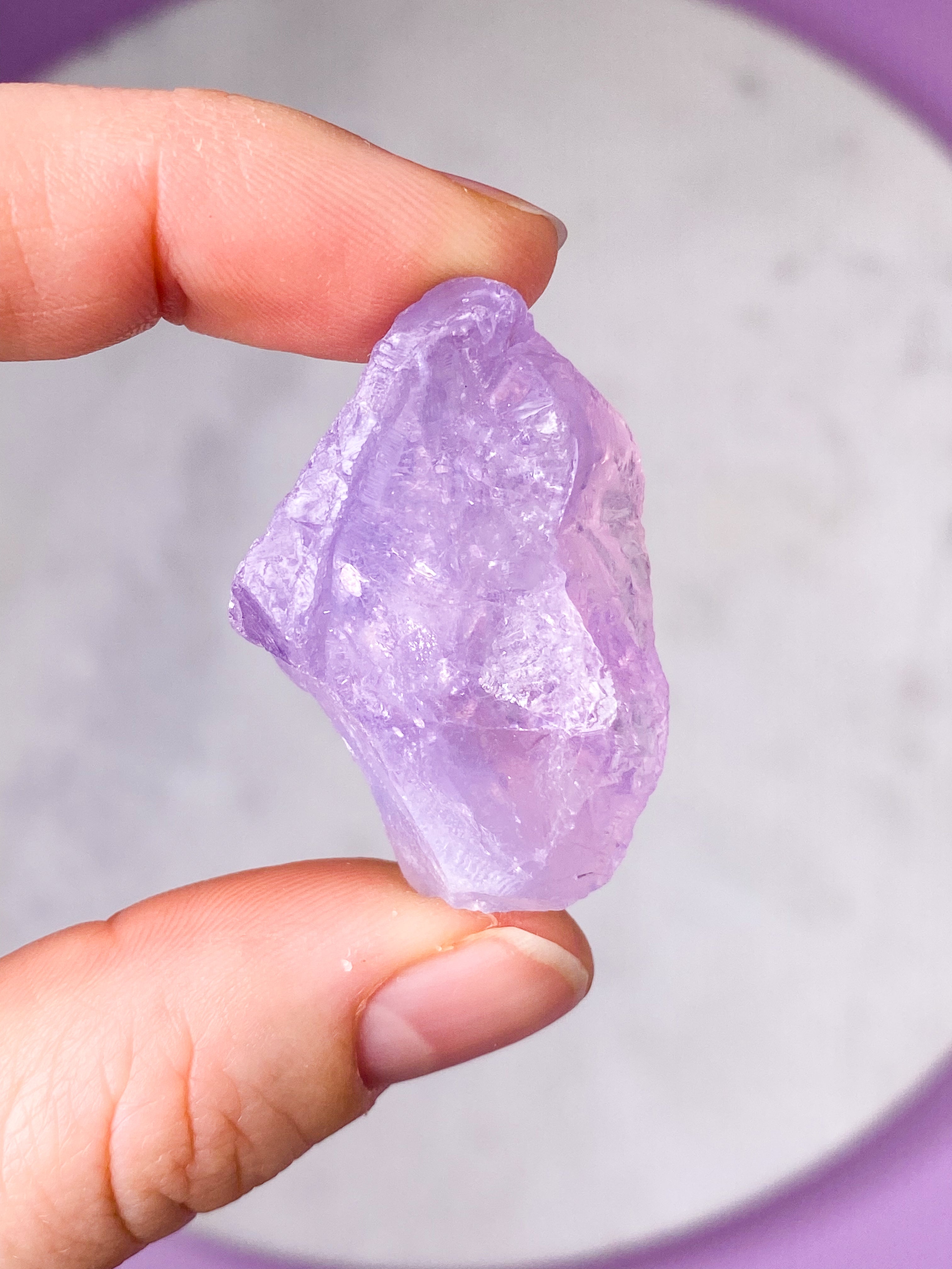 Lavender Moon Quartz Rå (Nr. 13)