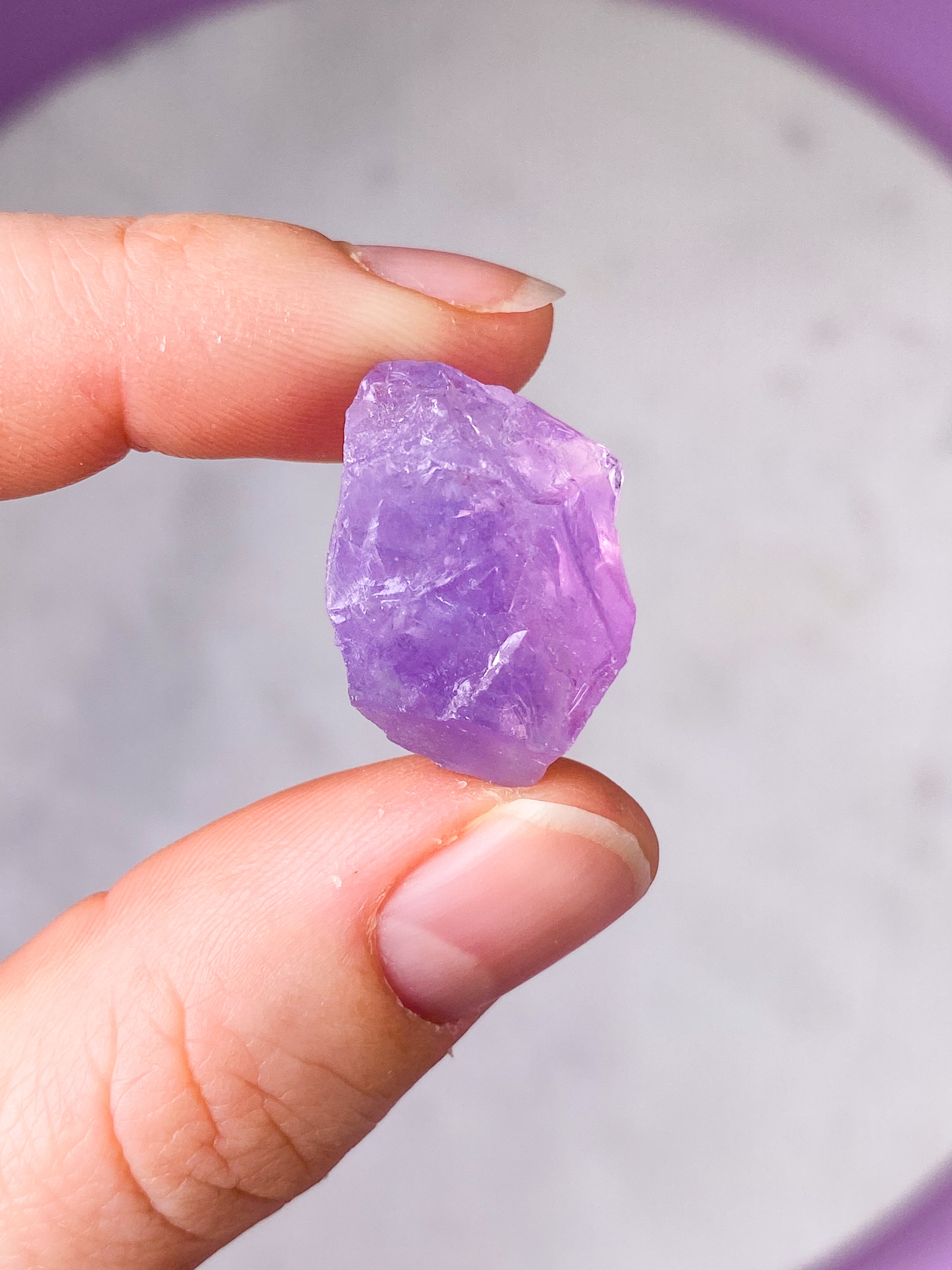Lavender Moon Quartz Rå (Nr. 17)