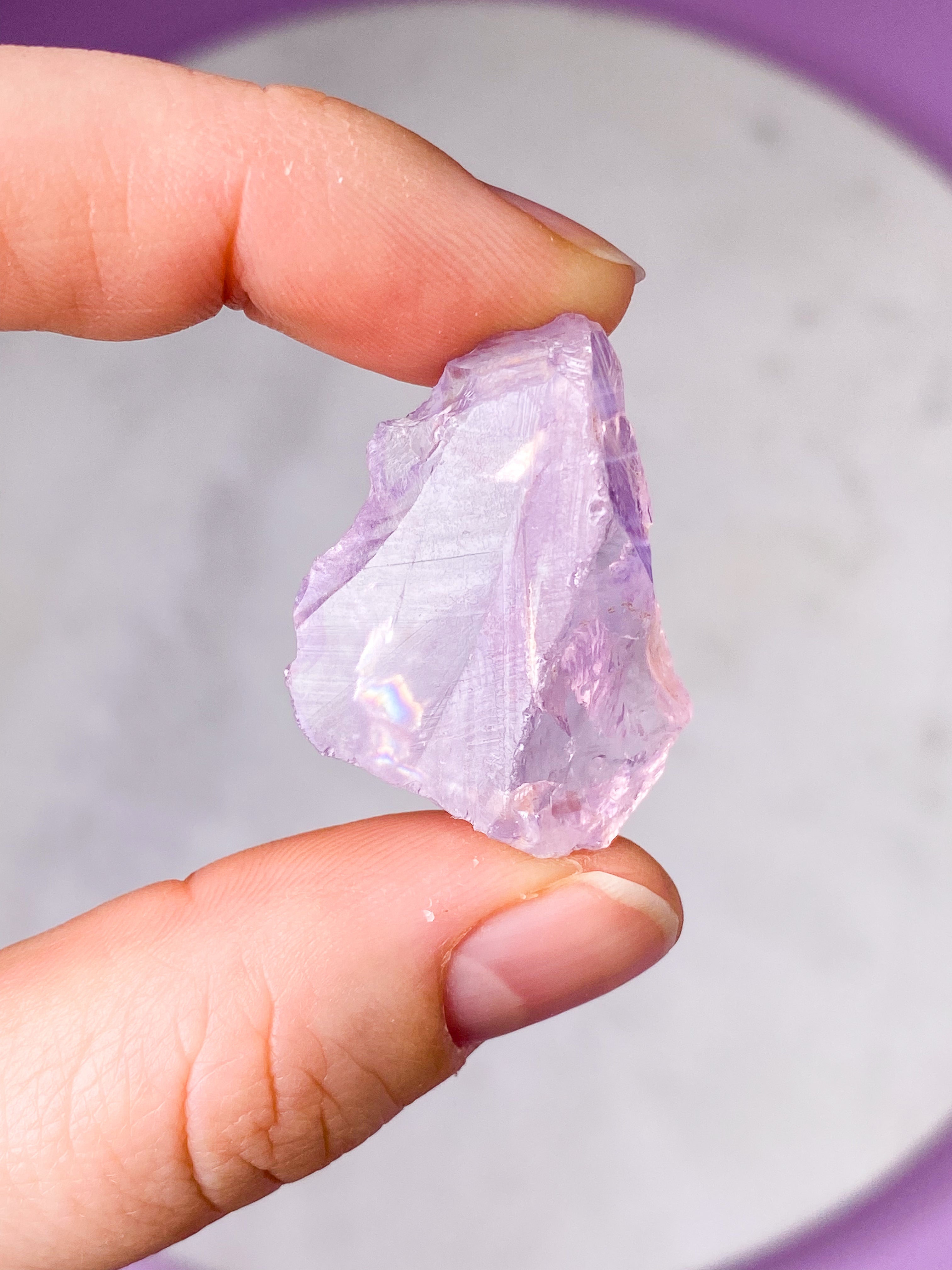 Lavender Moon Quartz Rå (Nr. 19)