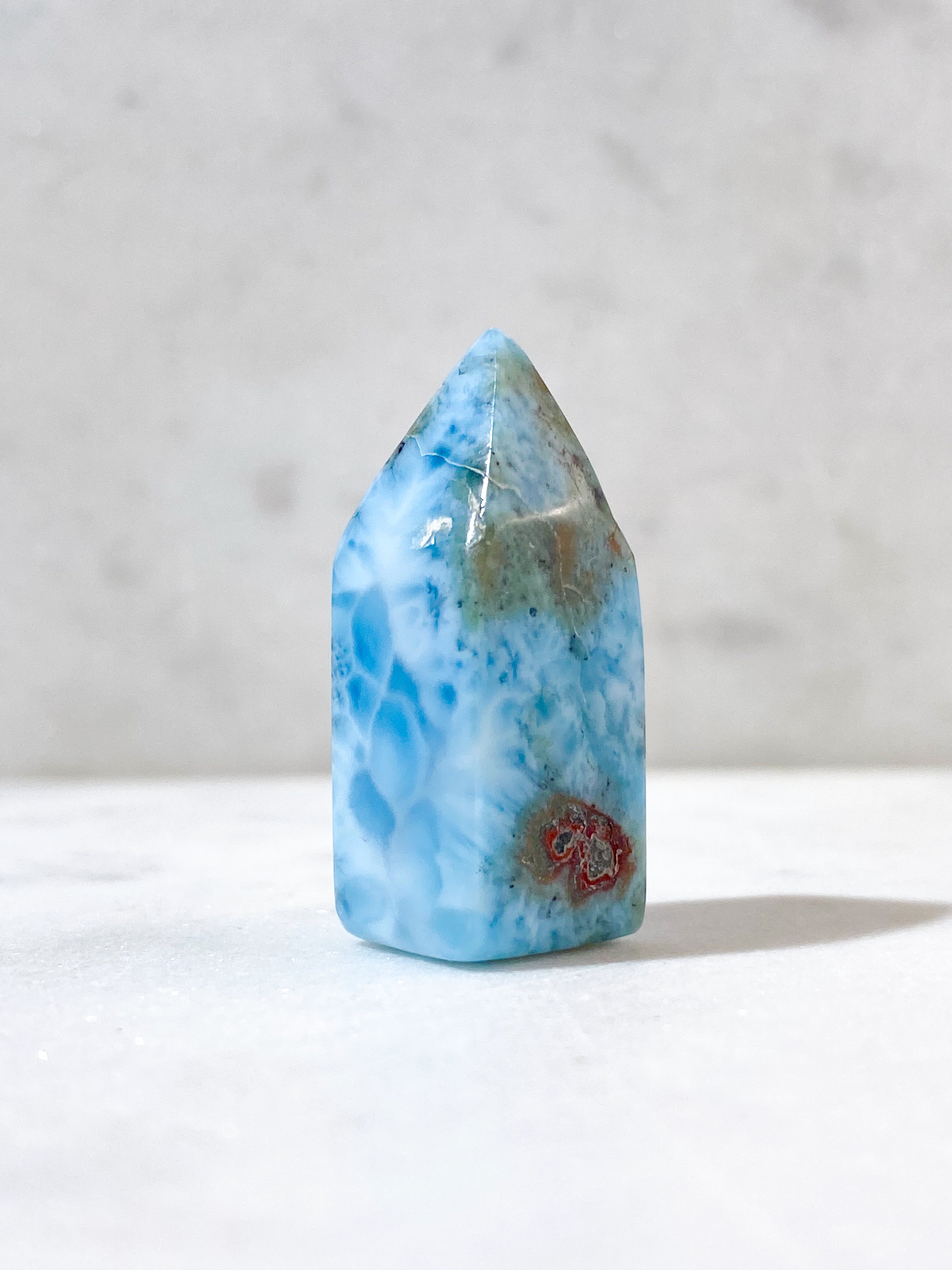 Larimar Tower (nr 5)
