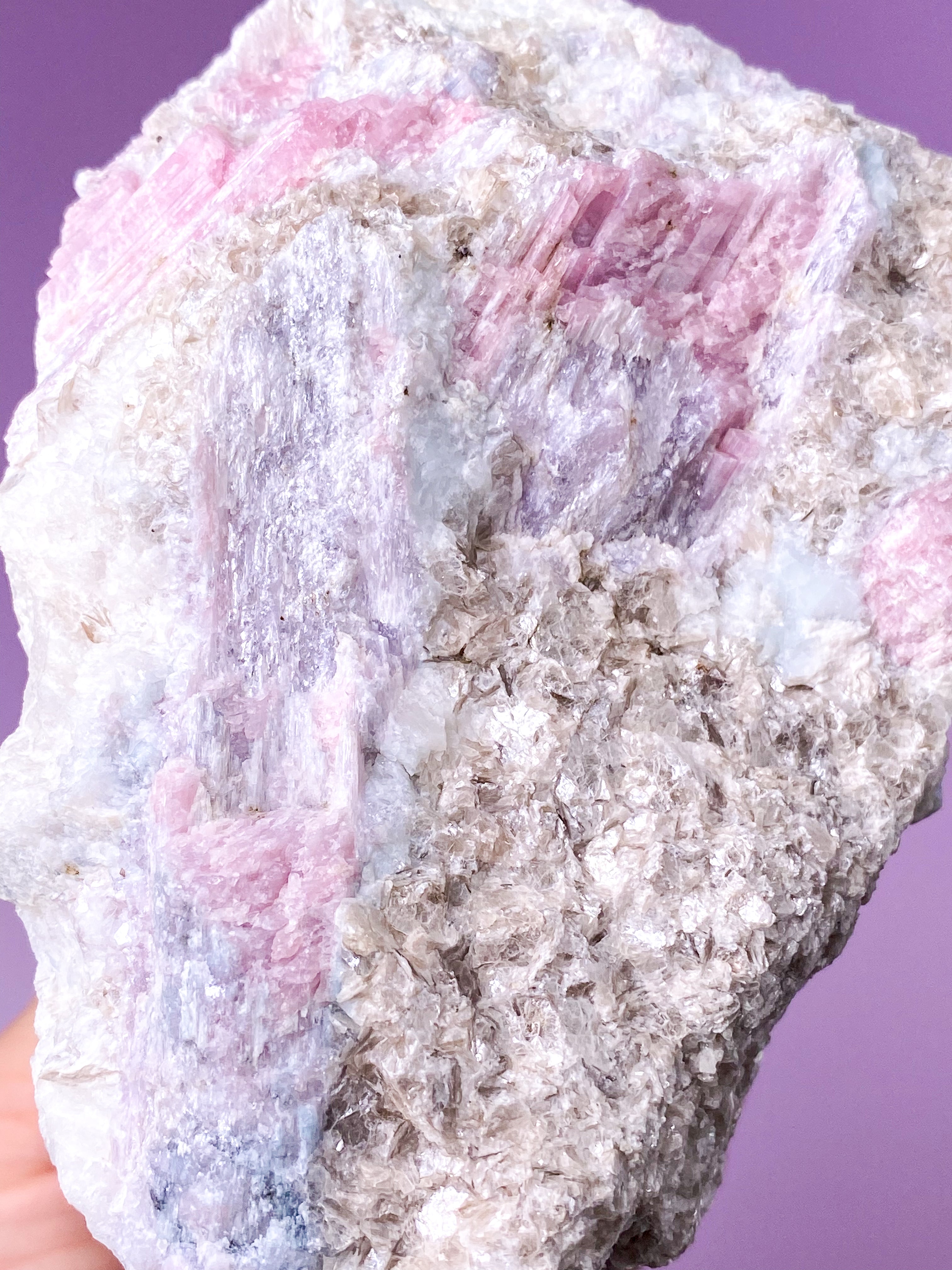 Rosa turmalinkluster (nr 9)