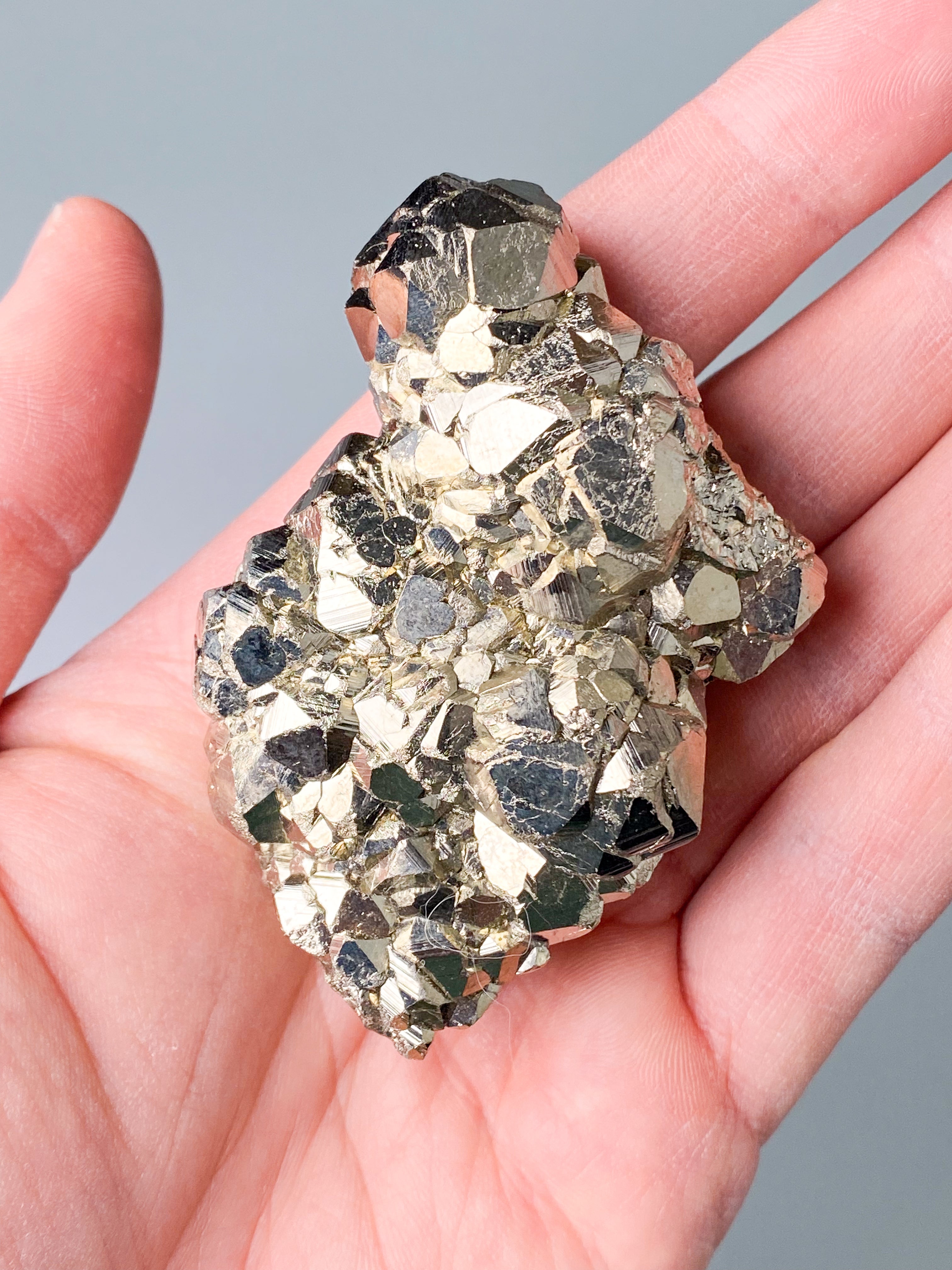 Pyritkluster (nr 10)