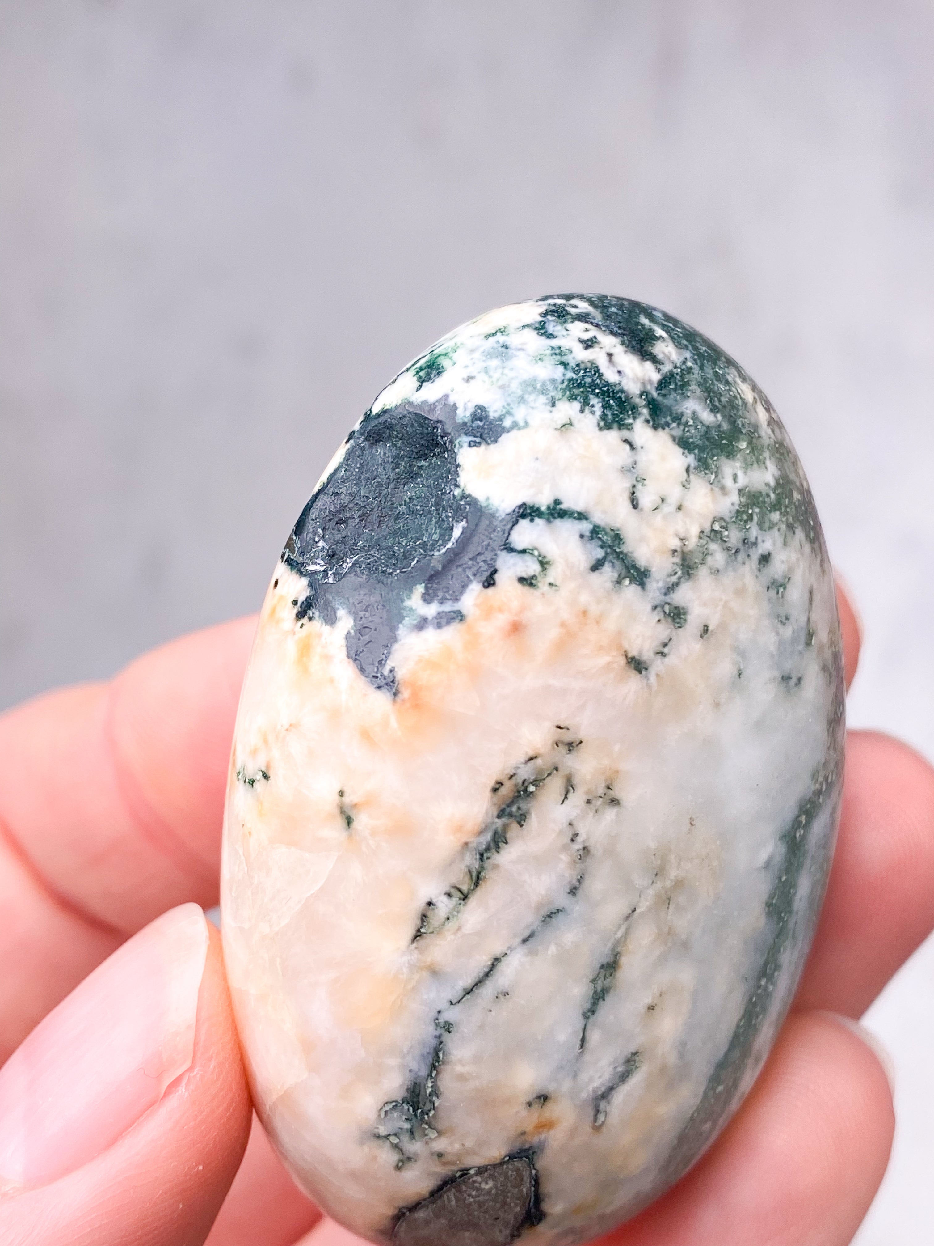 Grøn Heulandit Palmstone (Nr. 4)