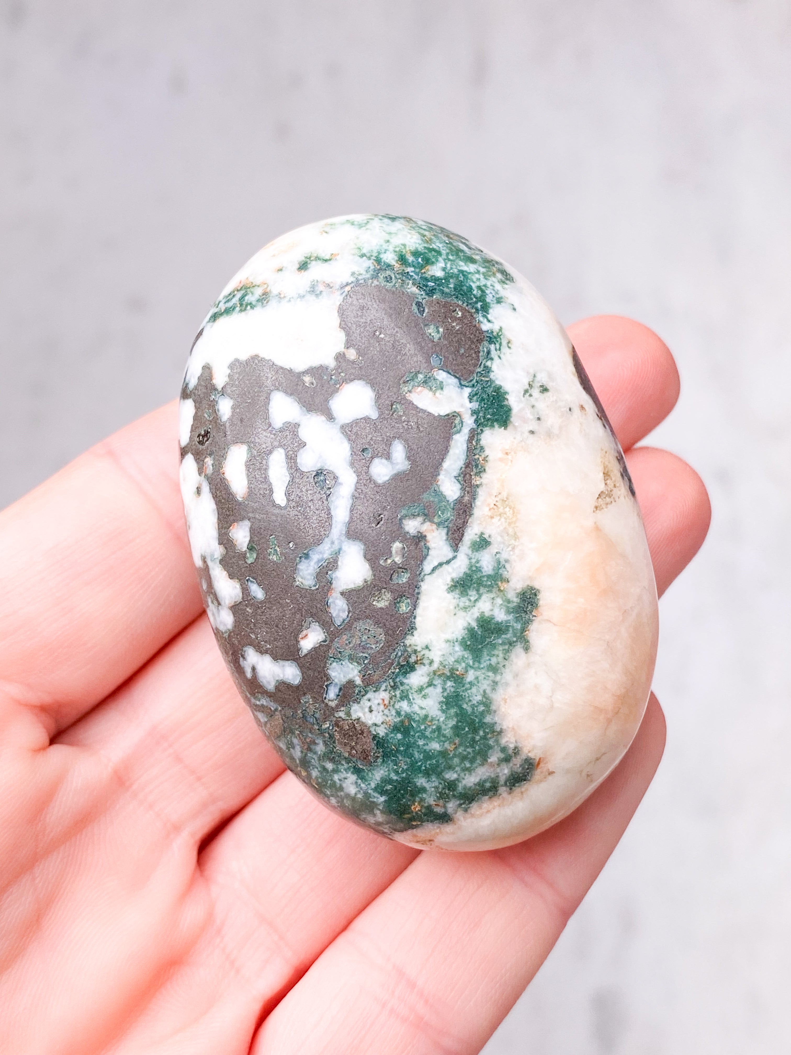 Grøn Heulandit Palmstone (Nr. 7)