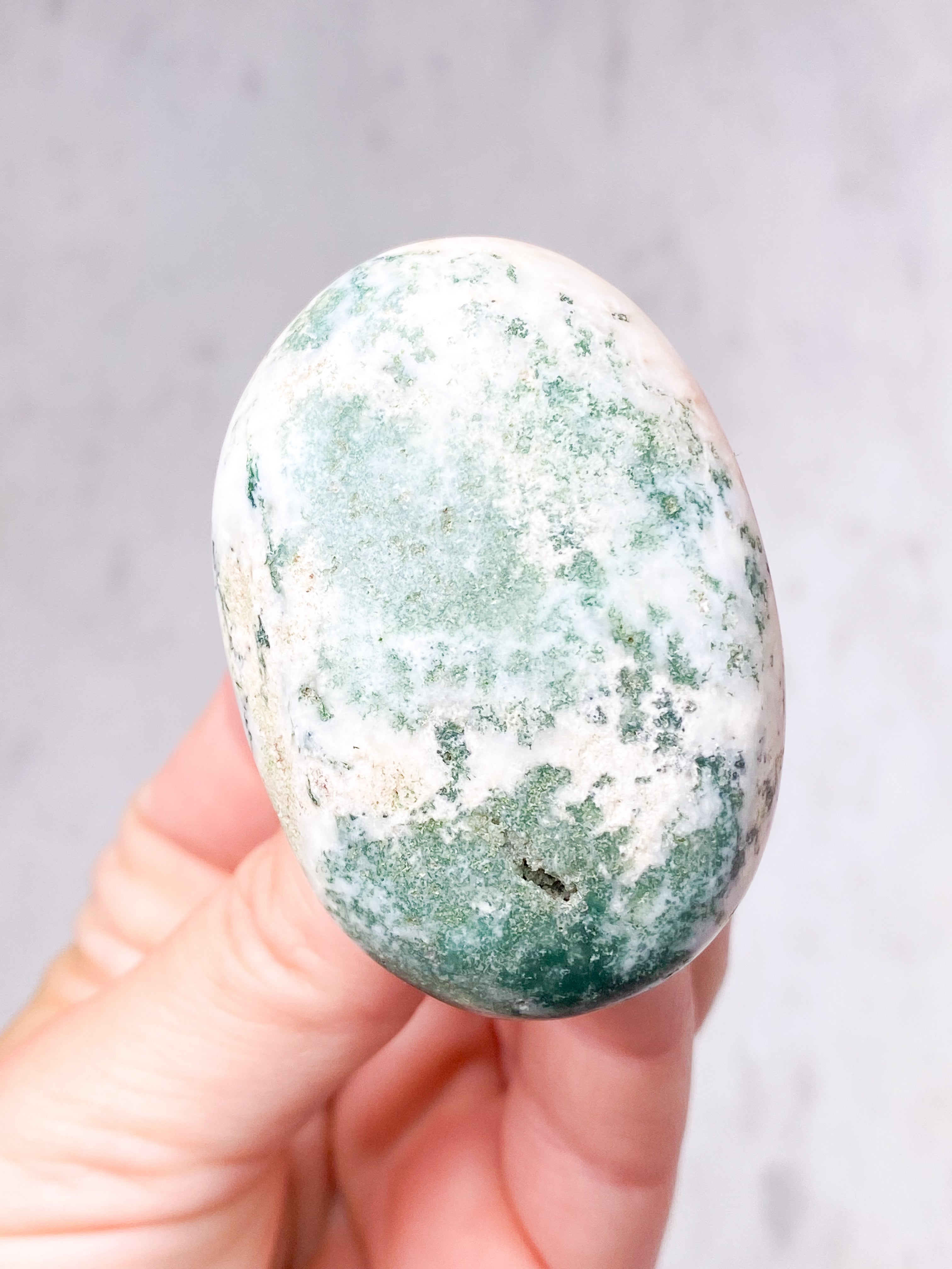 Grøn Heulandit Palmstone (Nr. 8)