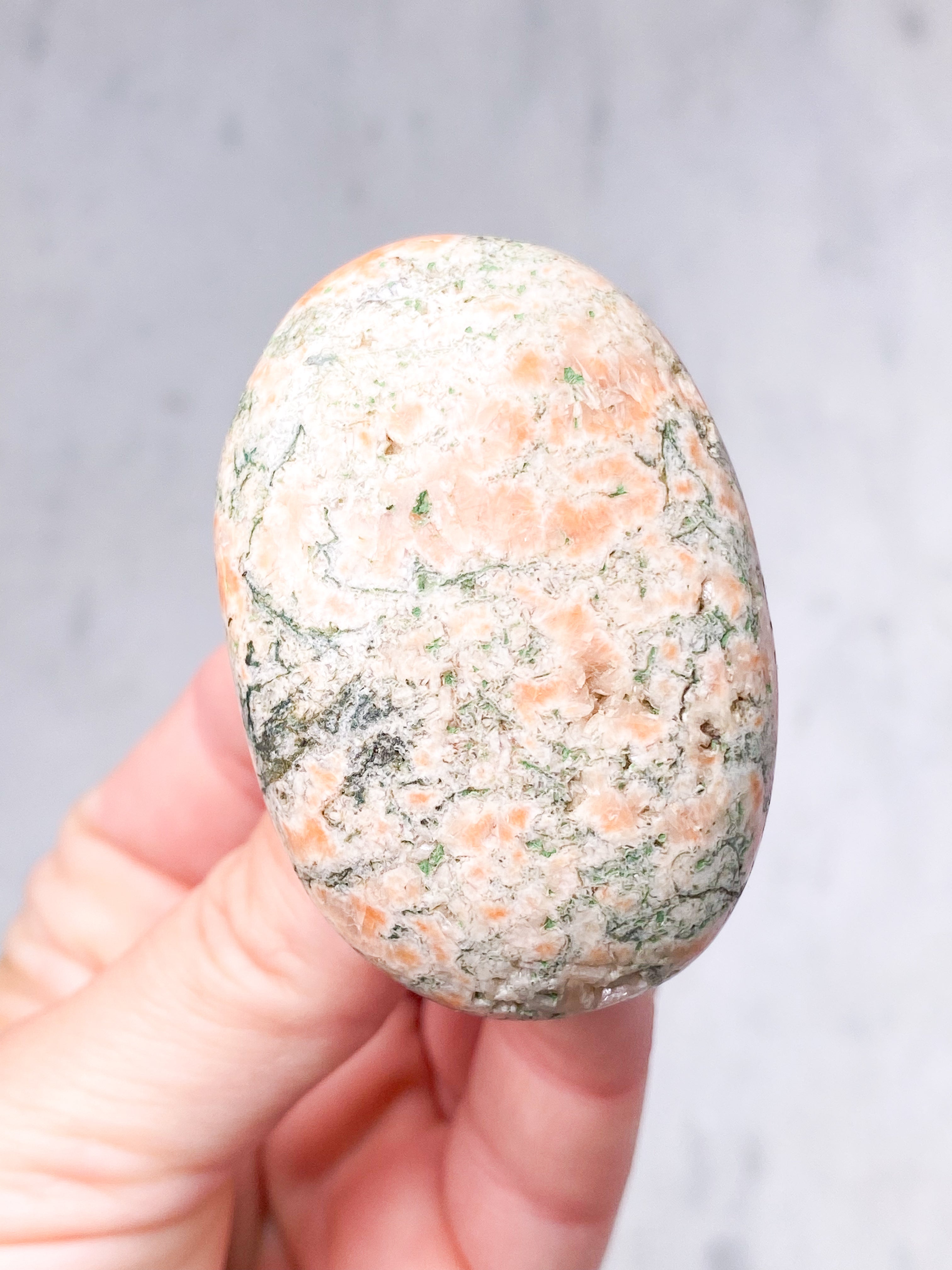 Grøn Heulandit Palmstone (Nr. 9)