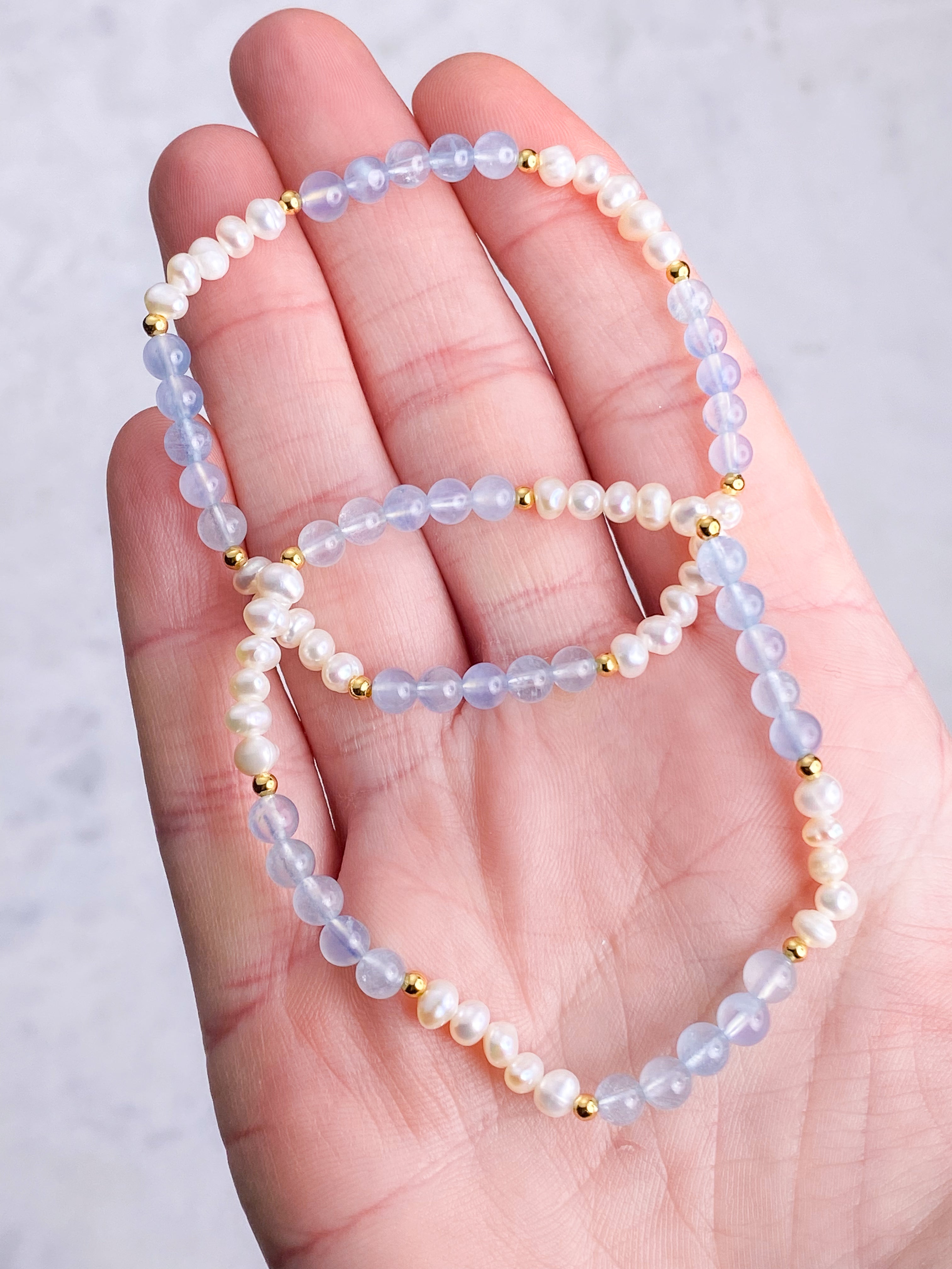 Akvamarin & Ferskvandsperle Armbånd