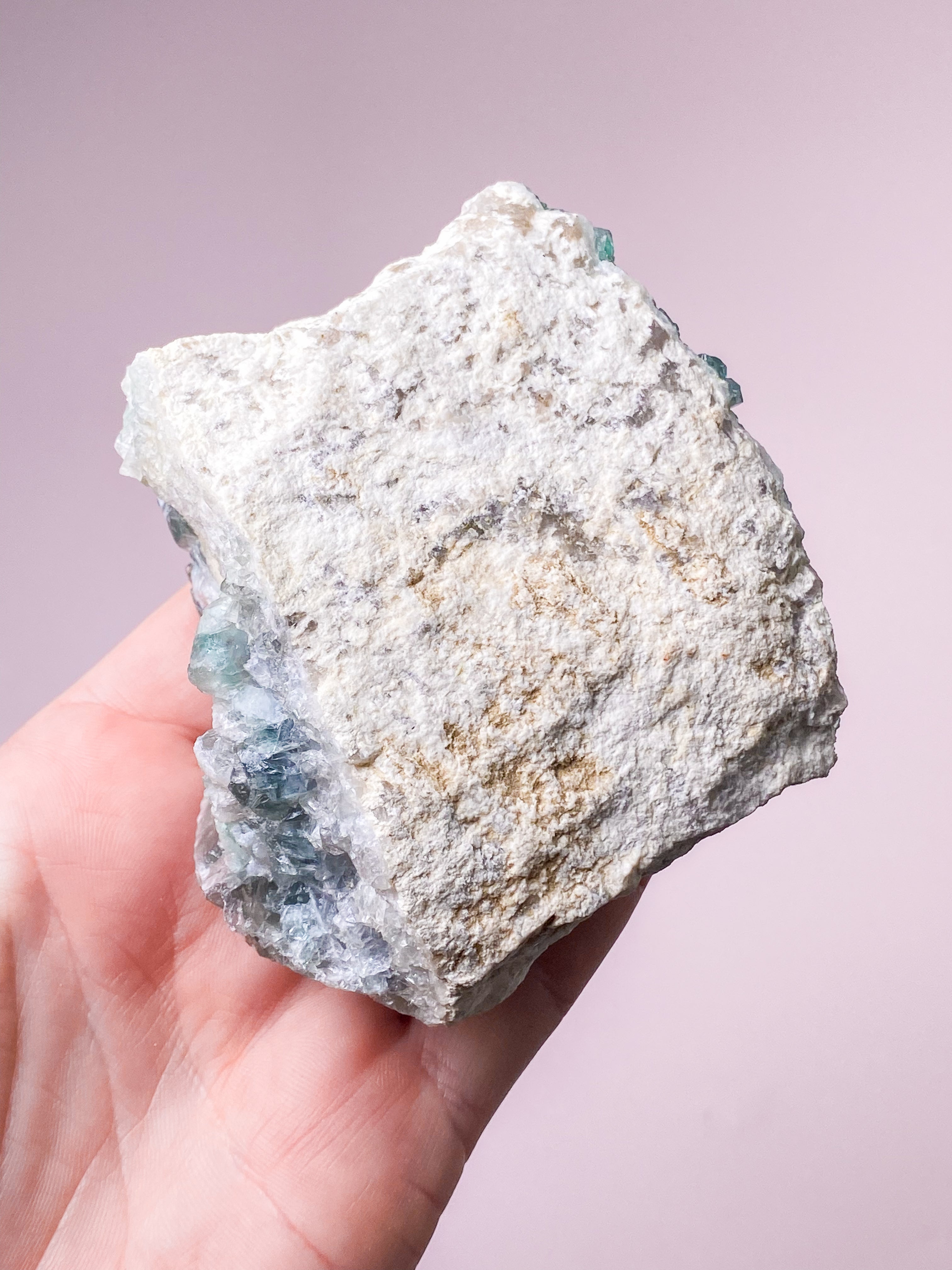 Grøn Kubisk Fluorit Klynge (Nr. 27) Eksklusiv Kvalitet