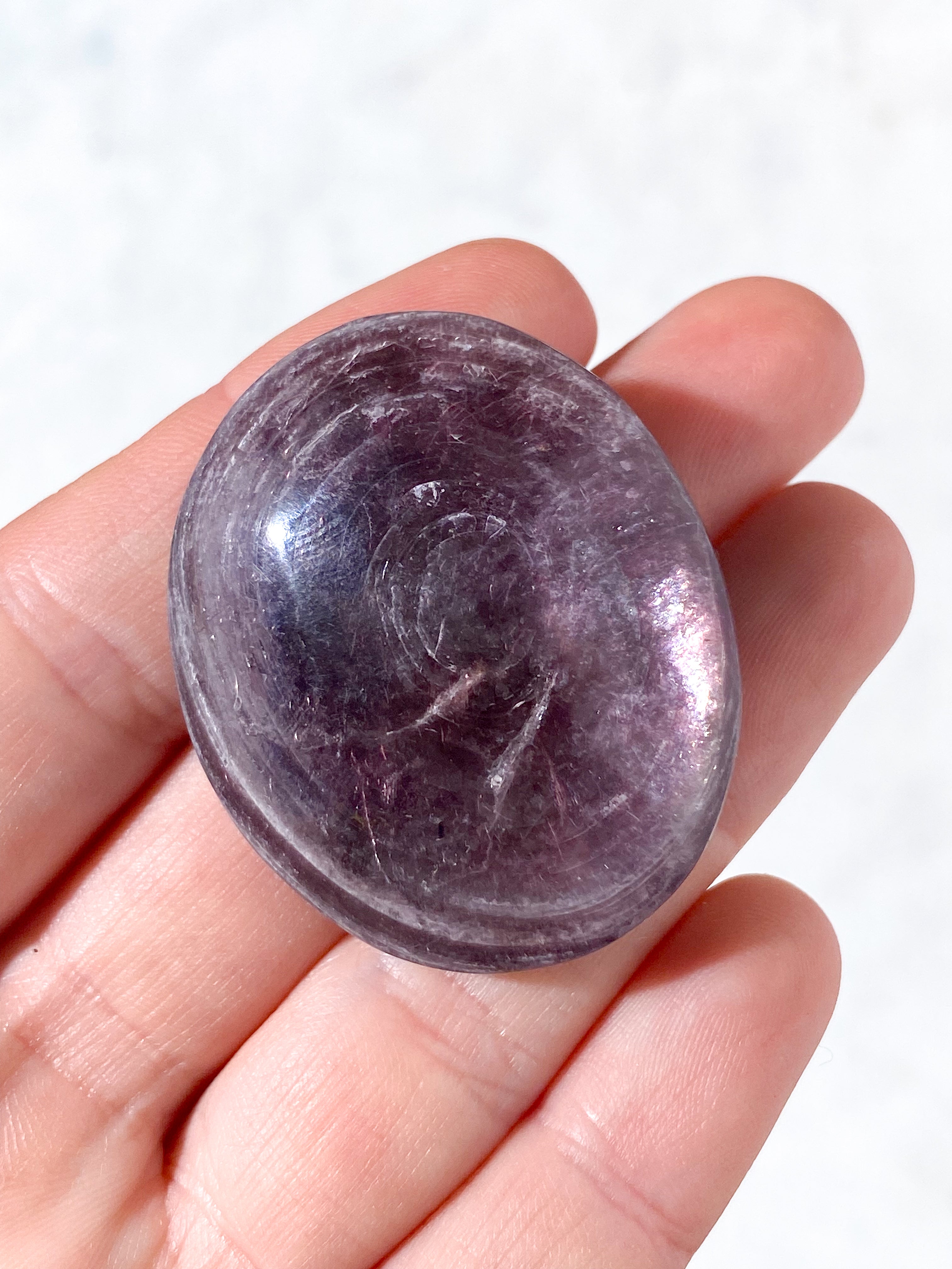 Gemmy Lepidolit Palmstone (Nr. 1)
