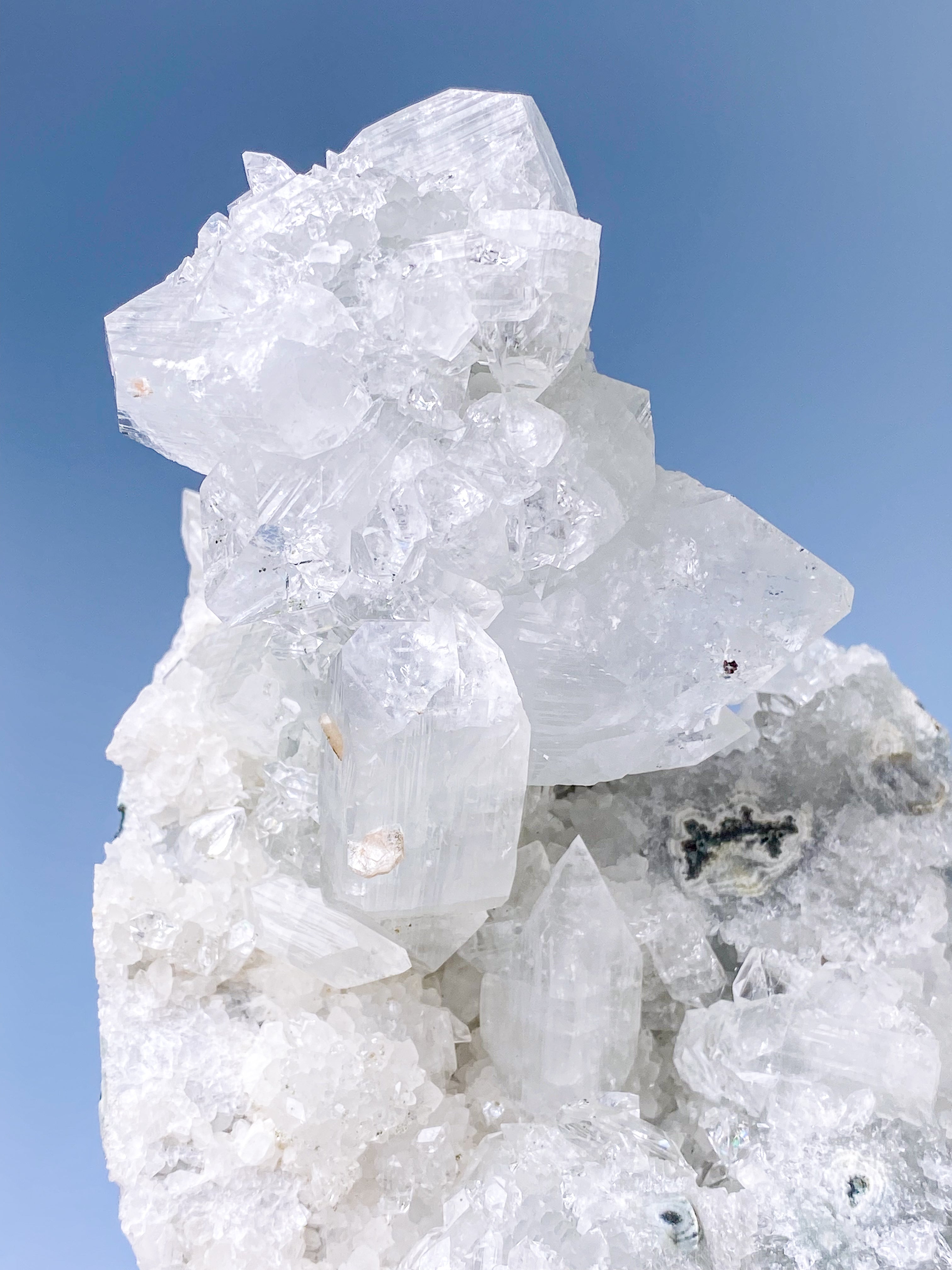 Apofyllitkluster (nr 81)