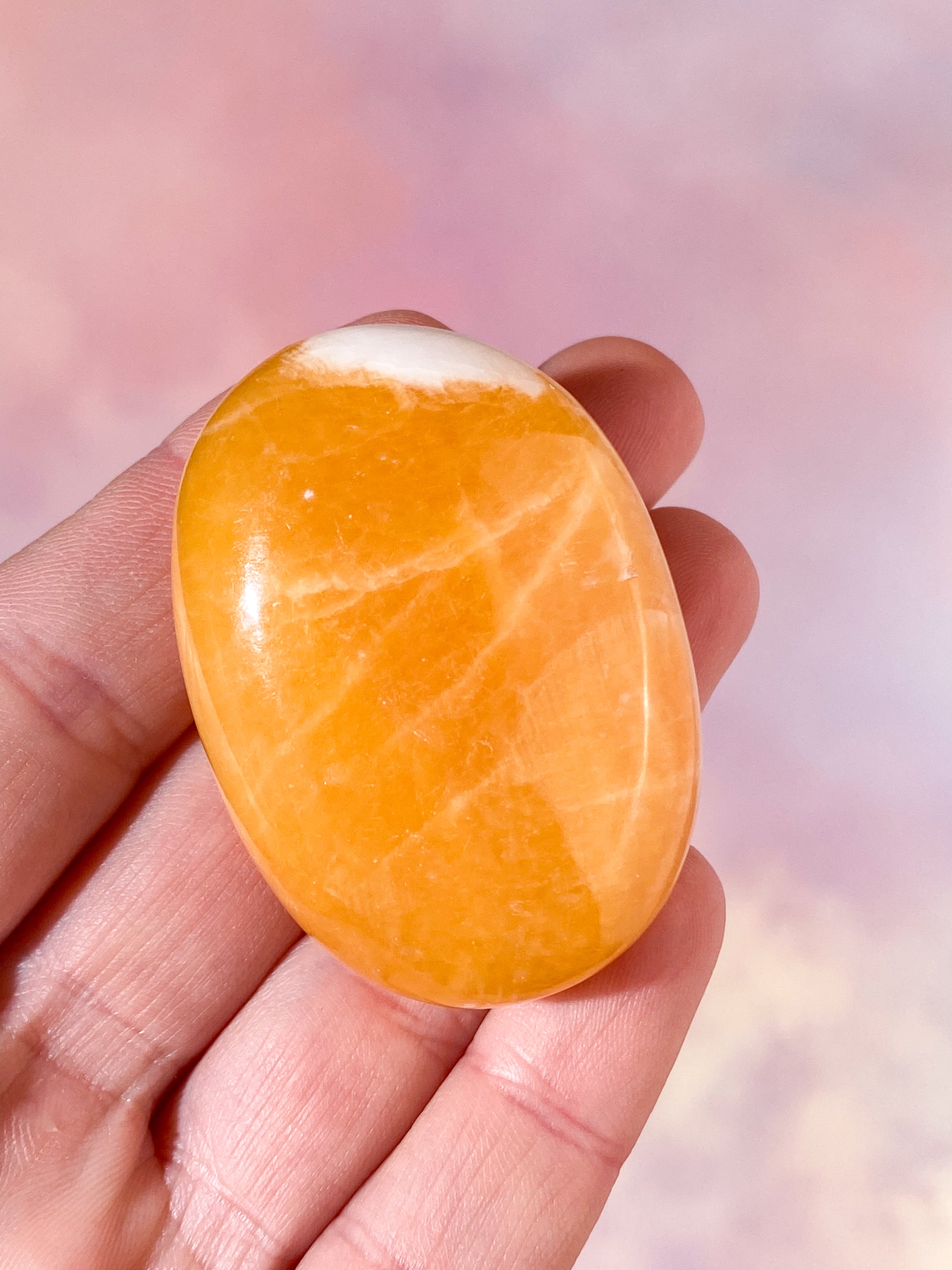 Orange kalcit handsten (nr 15)
