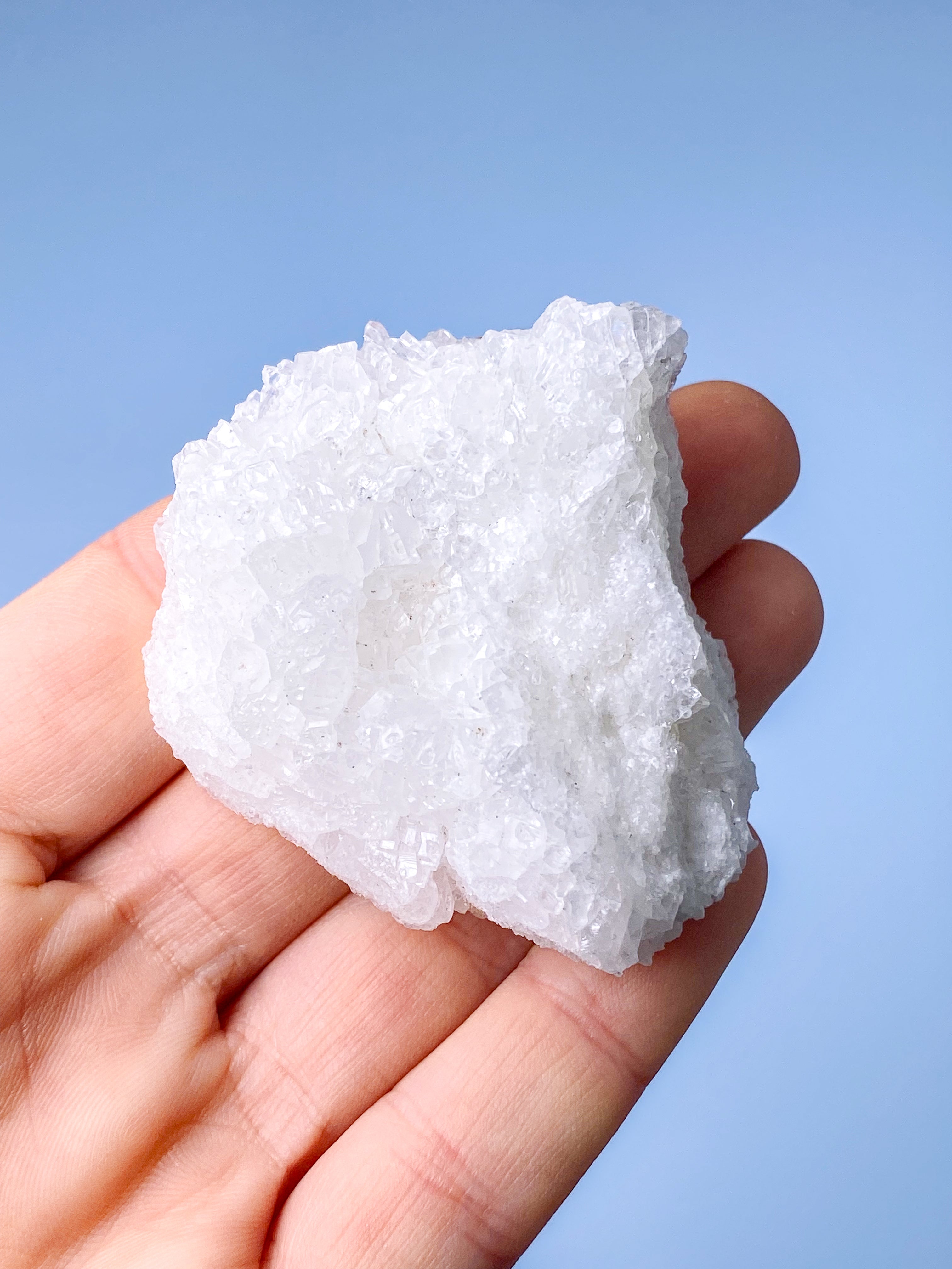 Vitt aragonitkluster (nr 4)