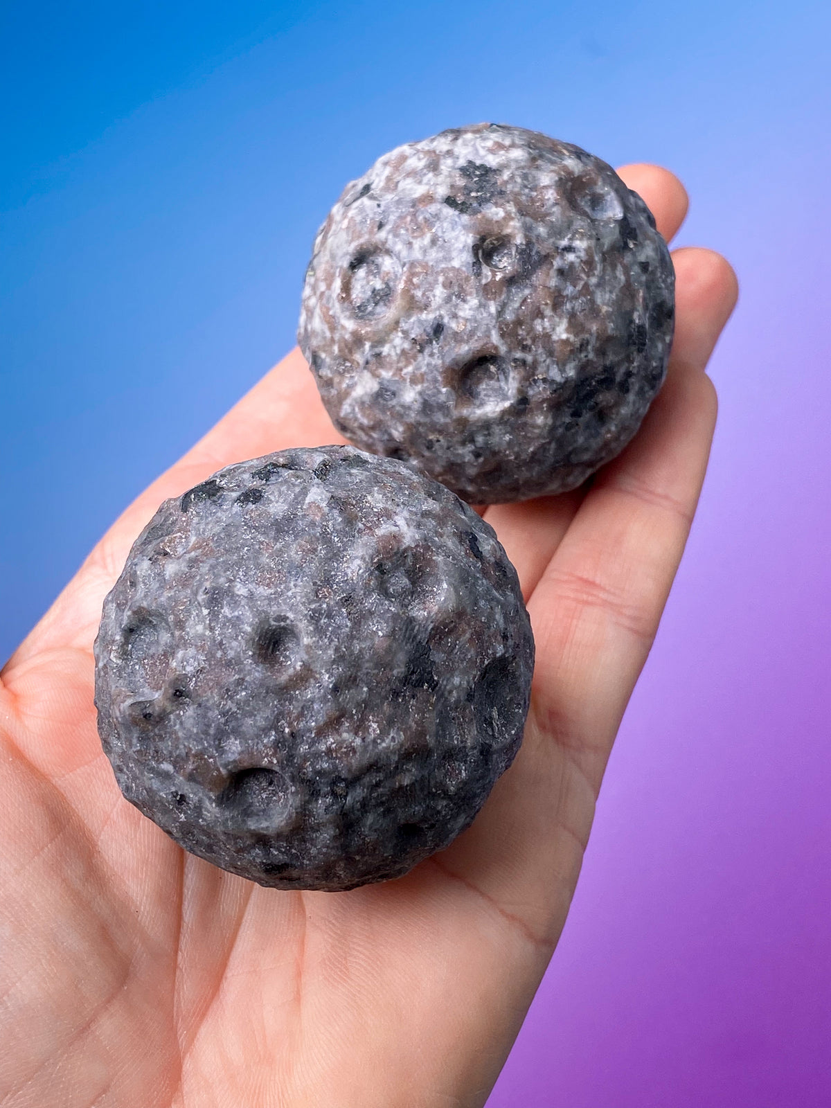Yooperlite (grå sodalit) måne