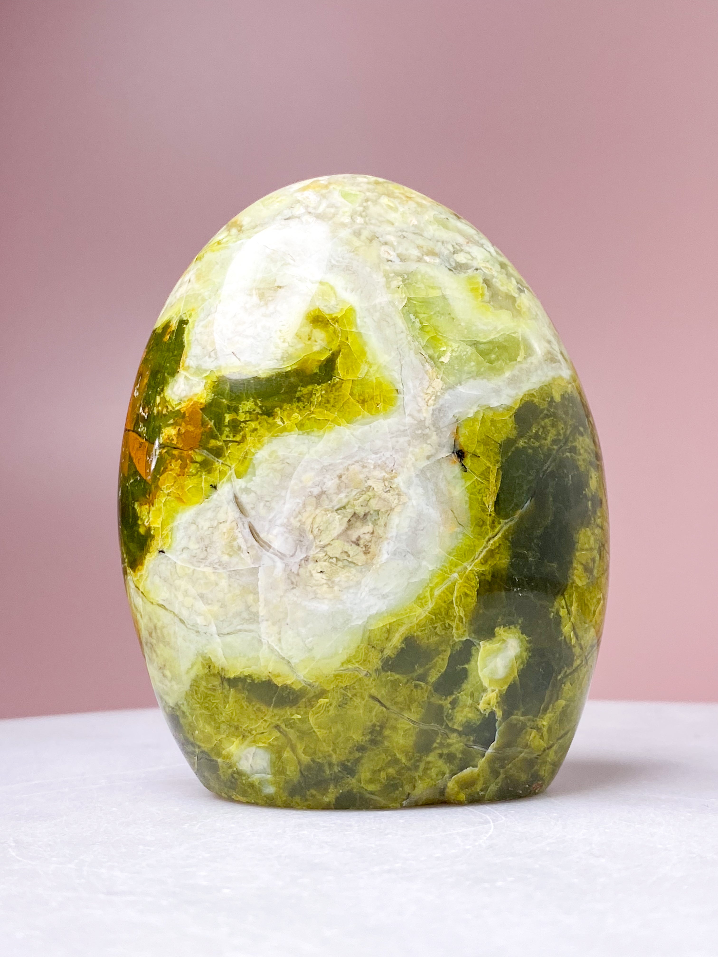 Grön opal polerad