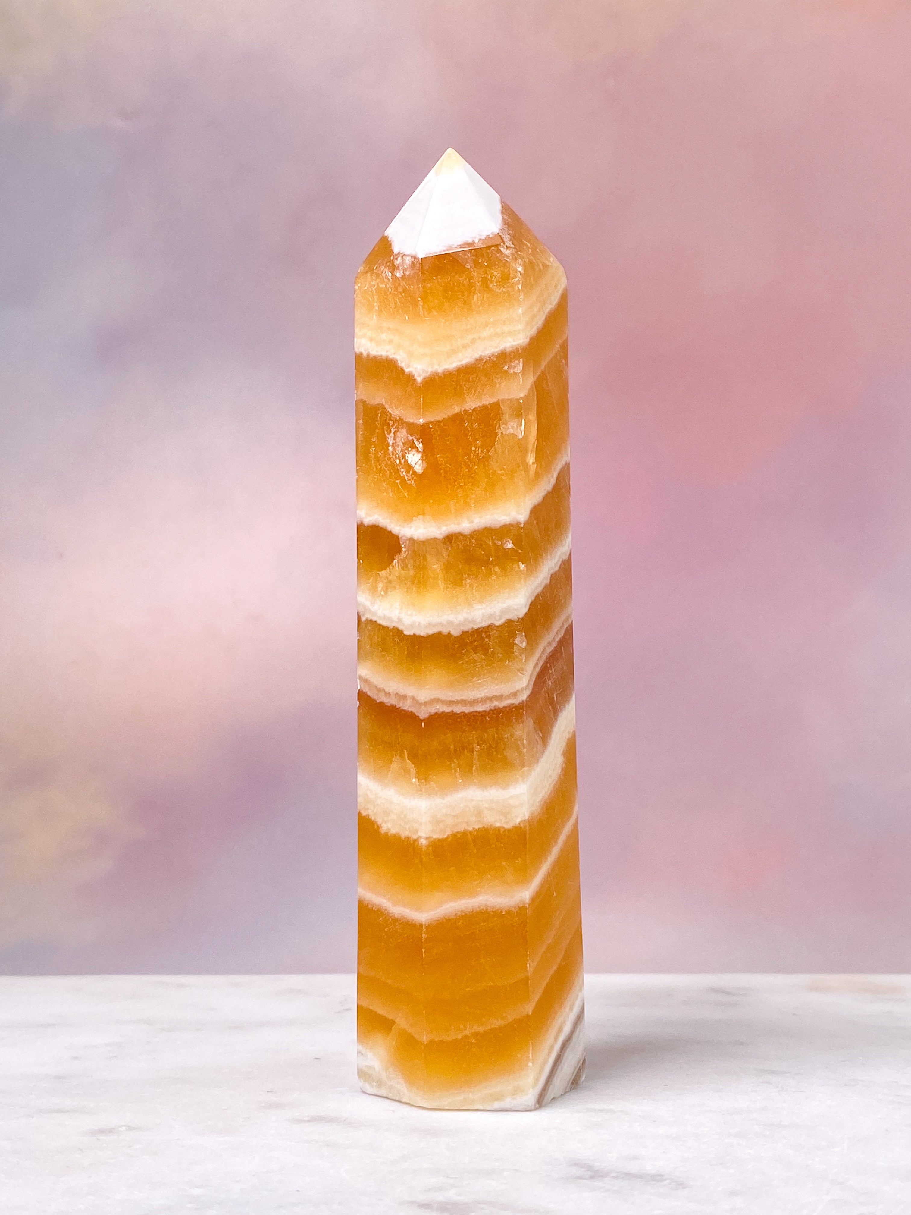 Orange Calcit Tårn Med Bånd (Nr. 8)
