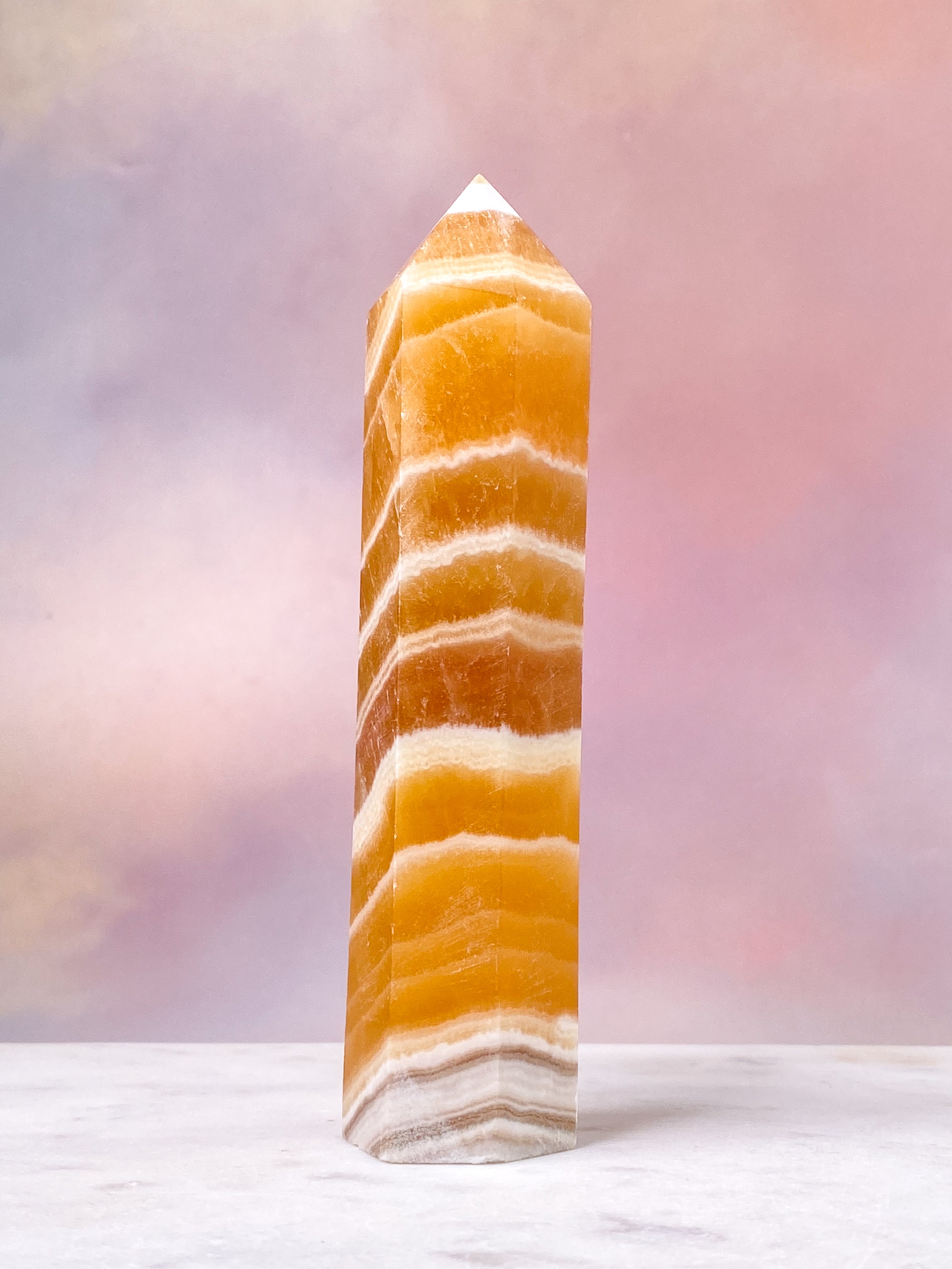 Orange Calcit Tårn Med Bånd (Nr. 8)