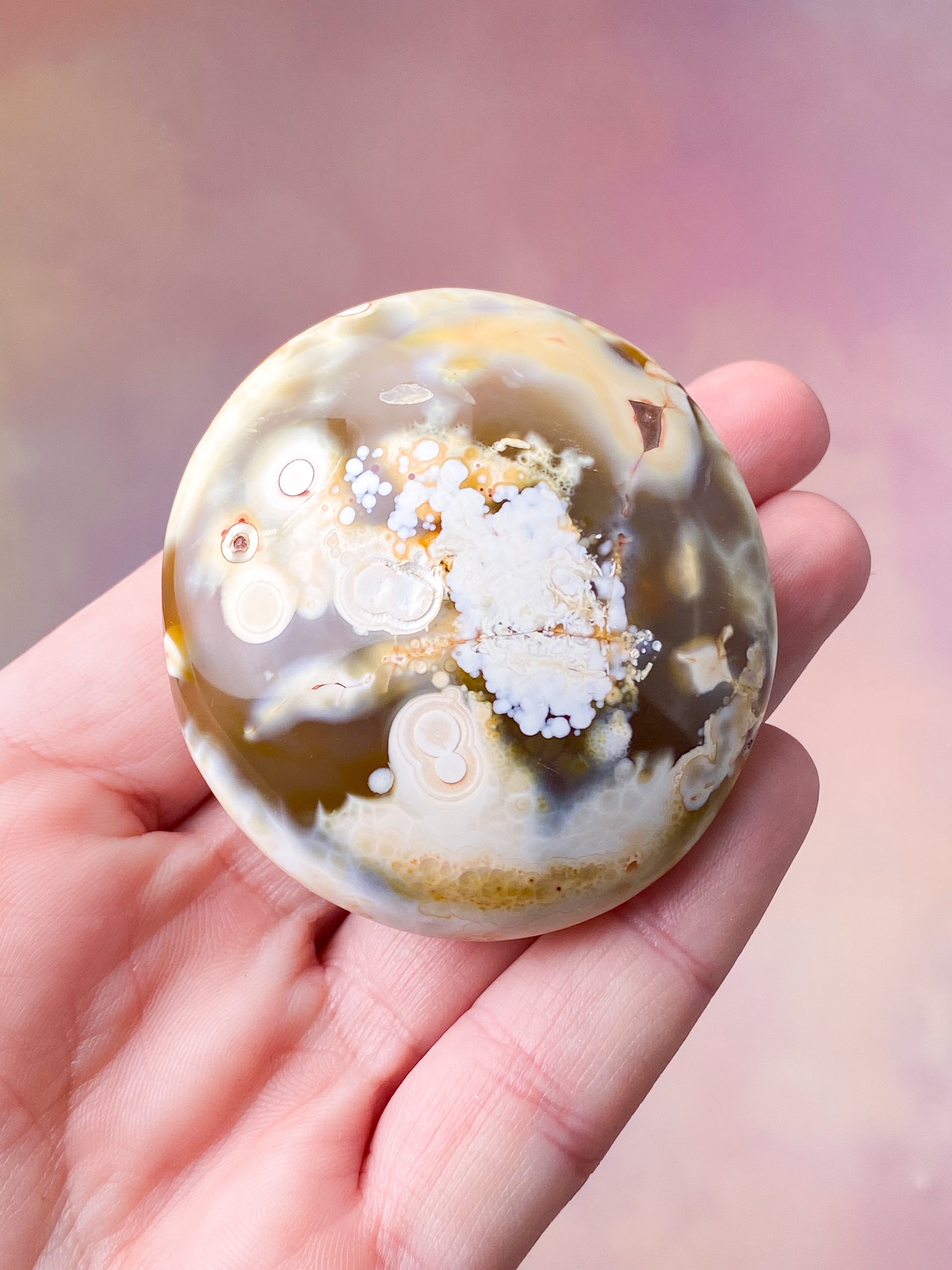 Carnelian Orca Agate Palmstone (nr 3)