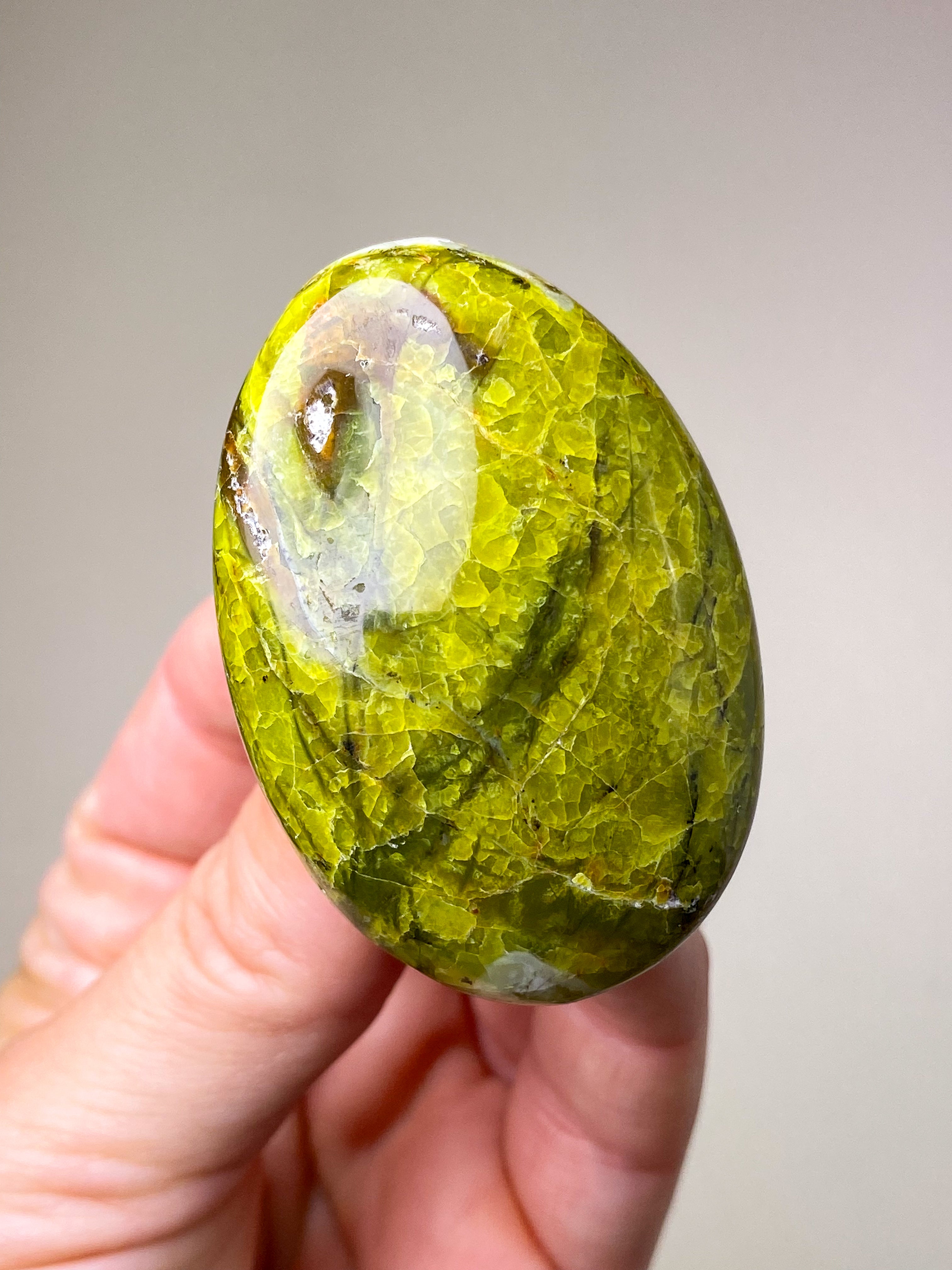 Grön opal polerad