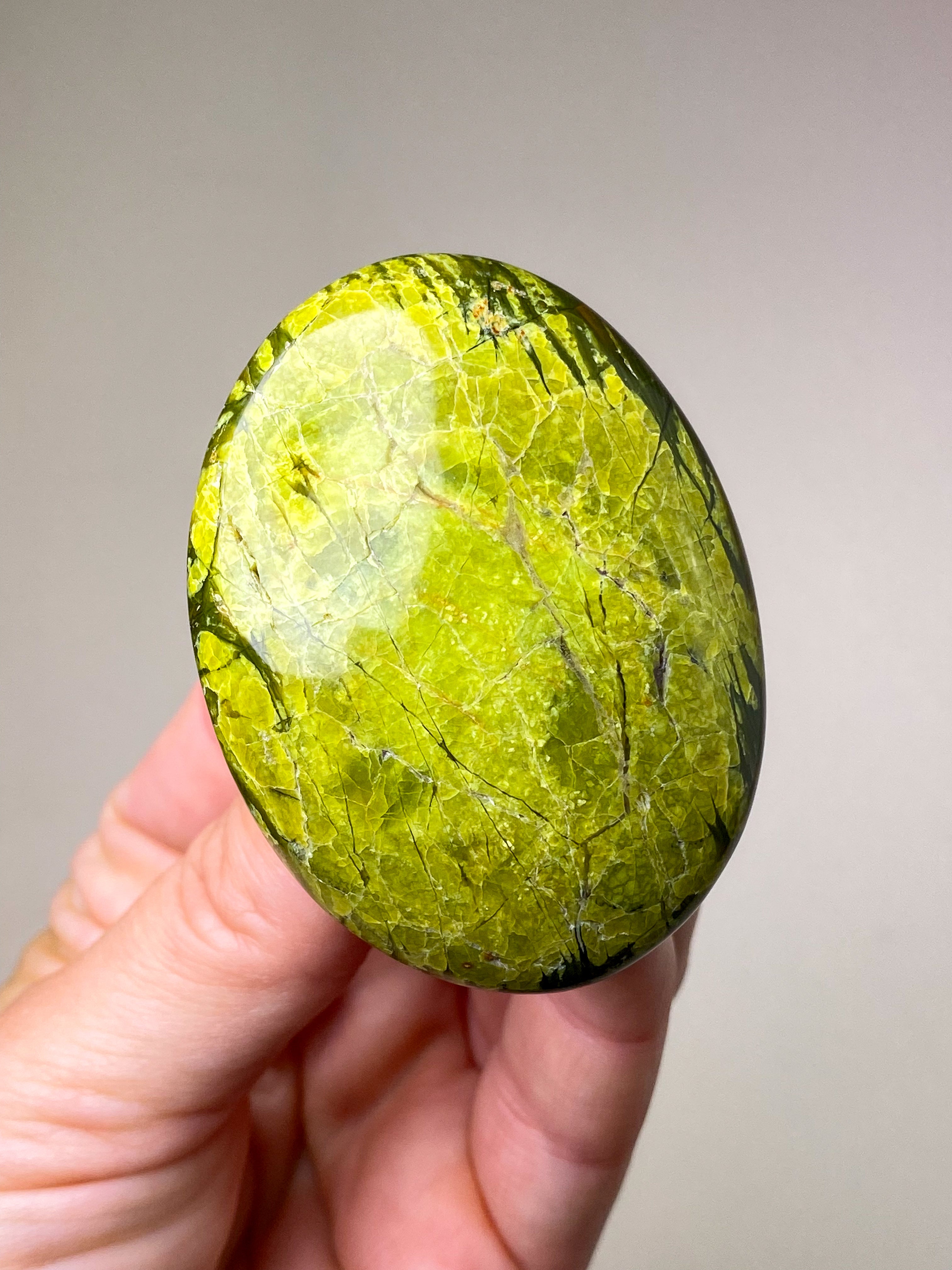 Grön opal polerad