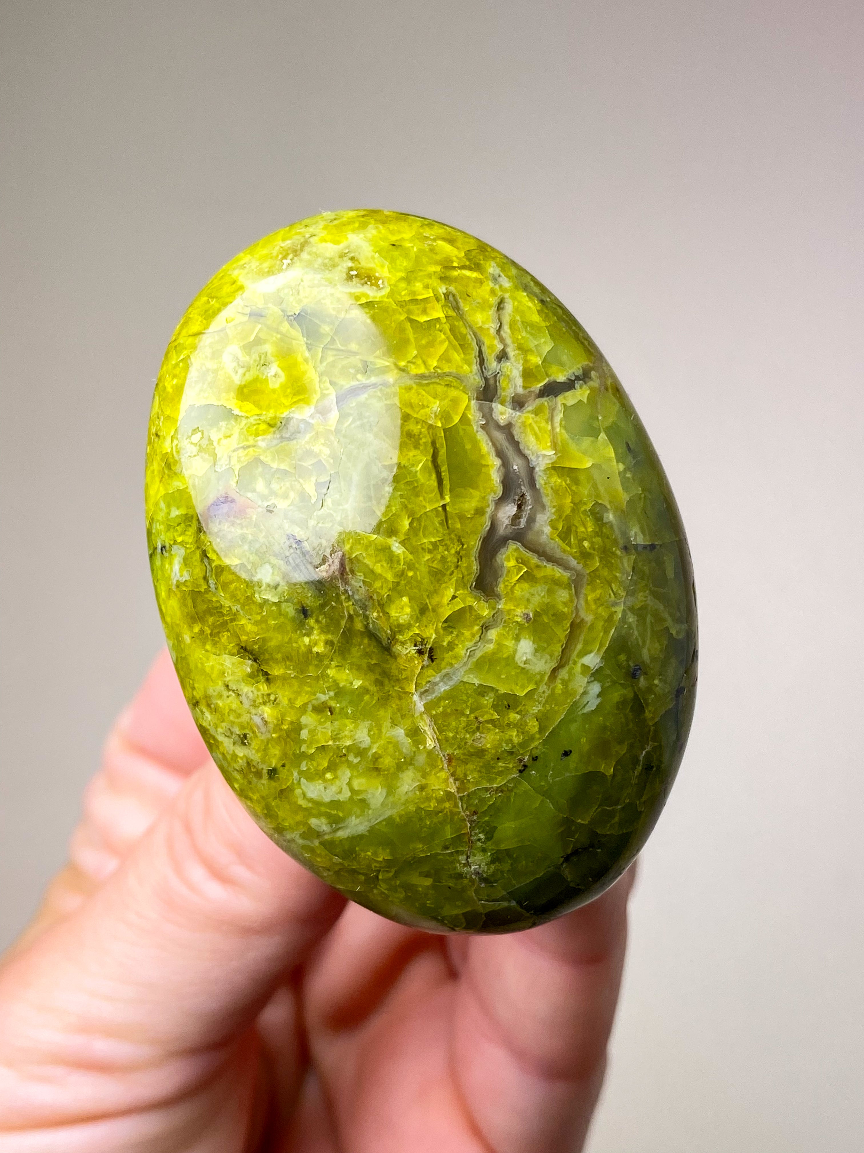 Grön opal polerad