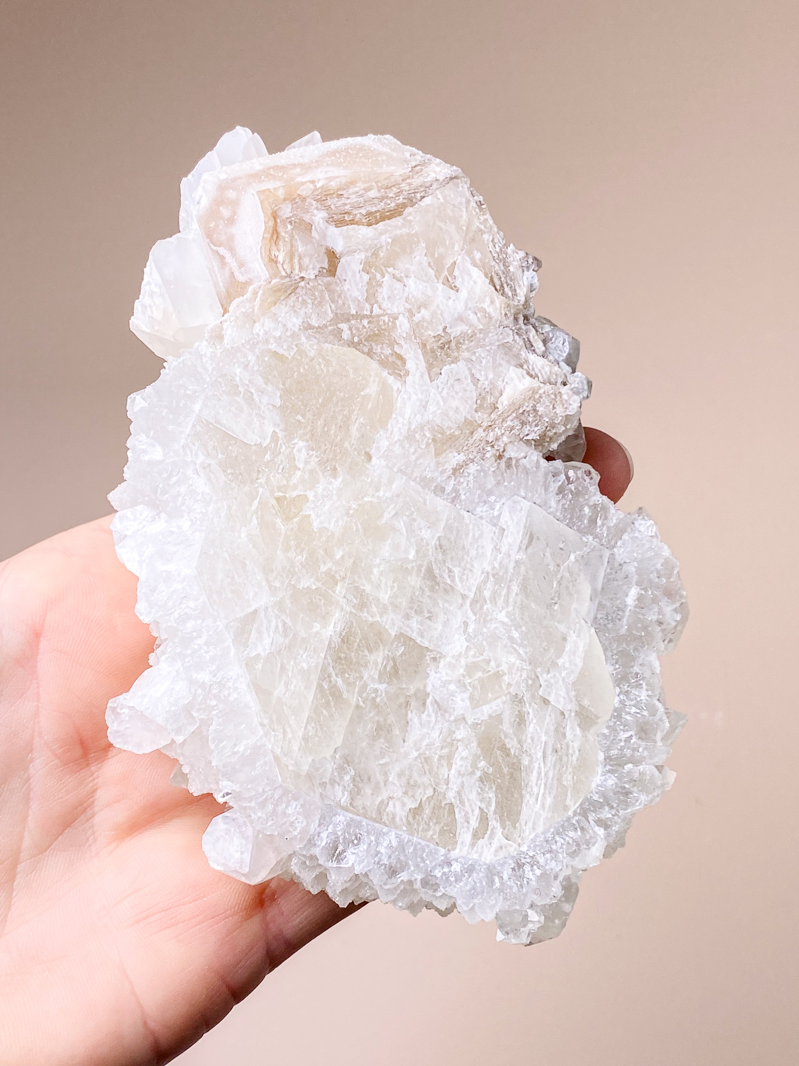 Apofyllitkluster (nr 81)