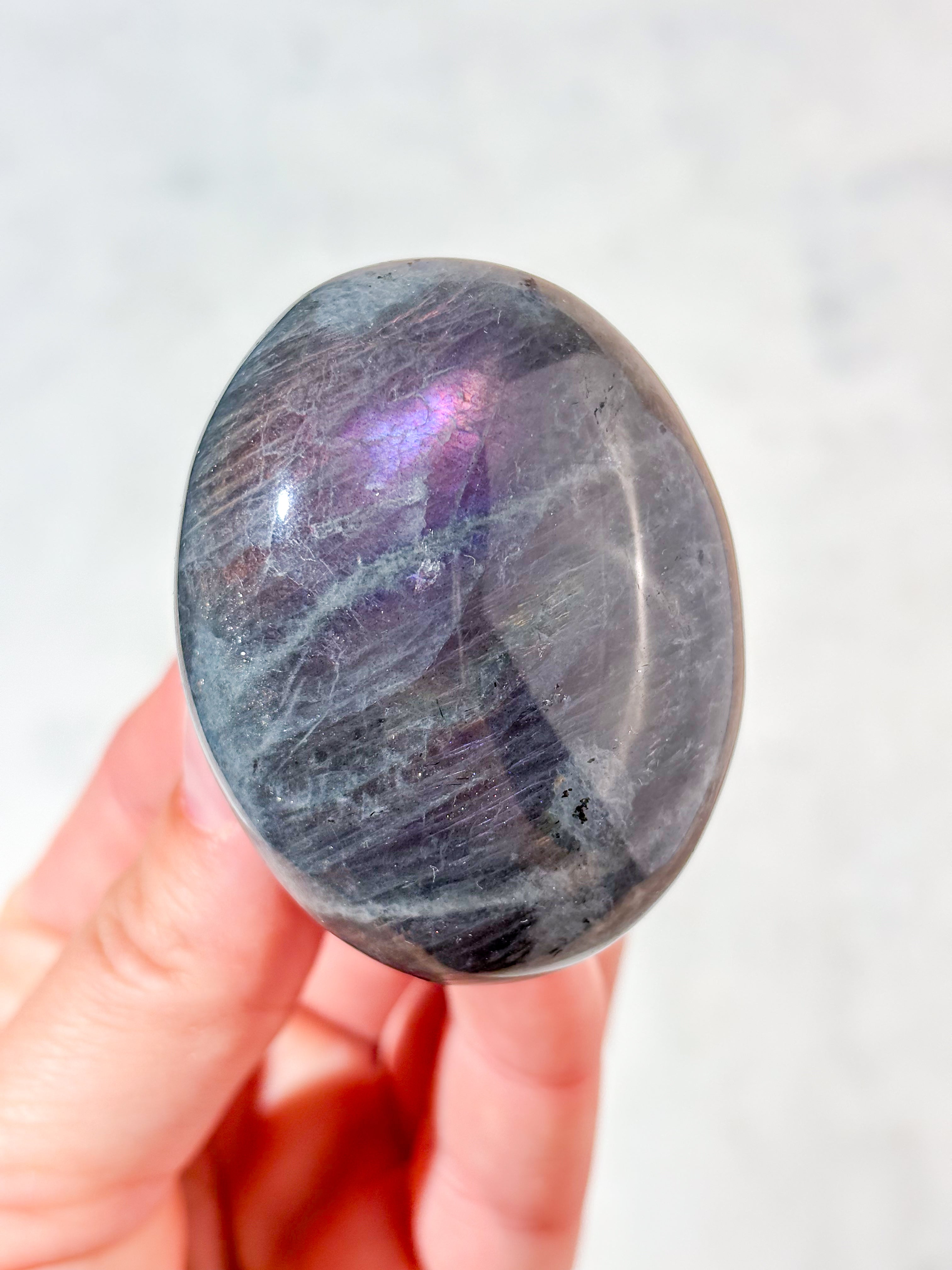 Lilla Labradorit Palmstone (Nr. 4)