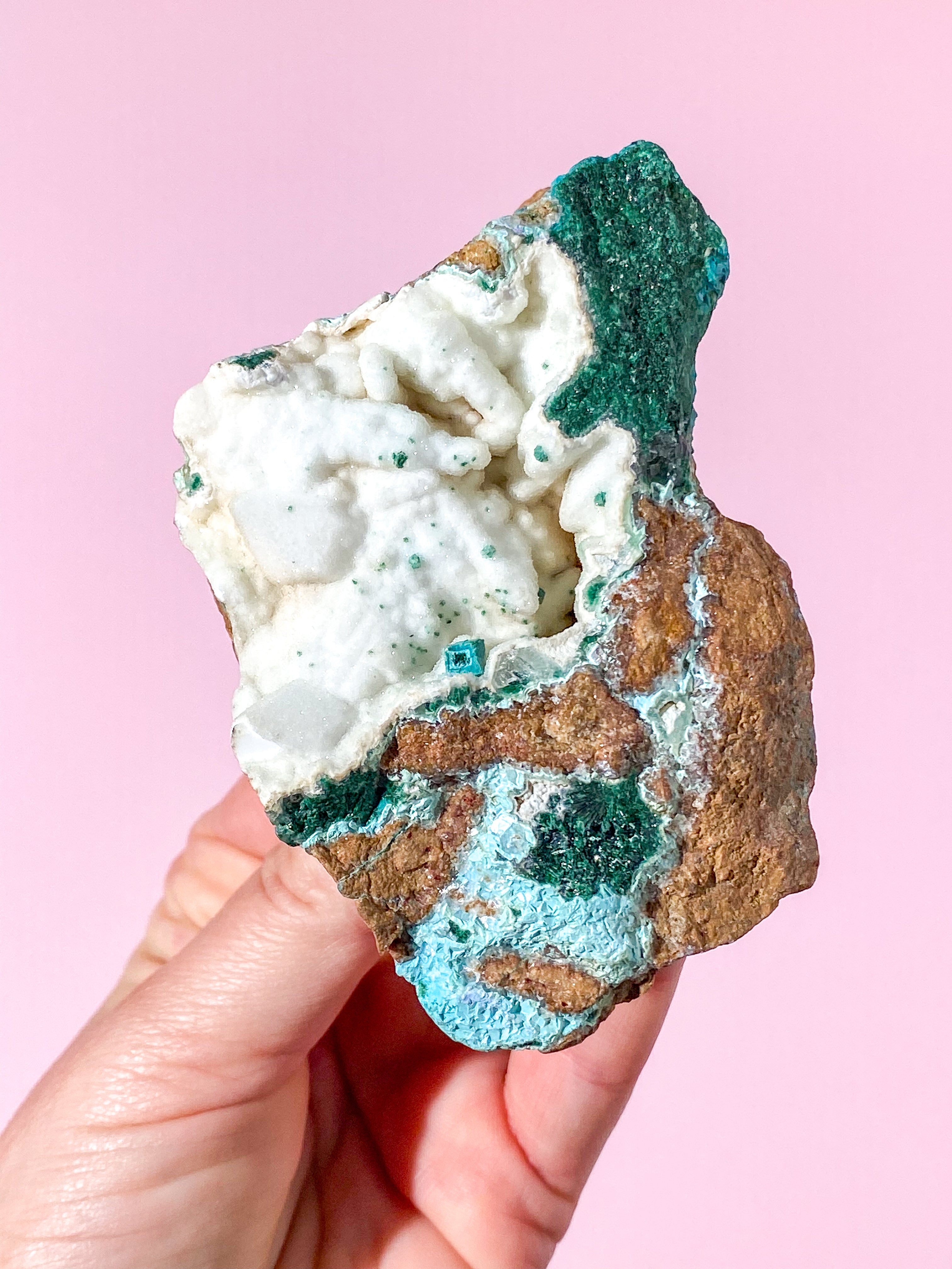 Druzy vit smithsonitkluster (Nr. 3)