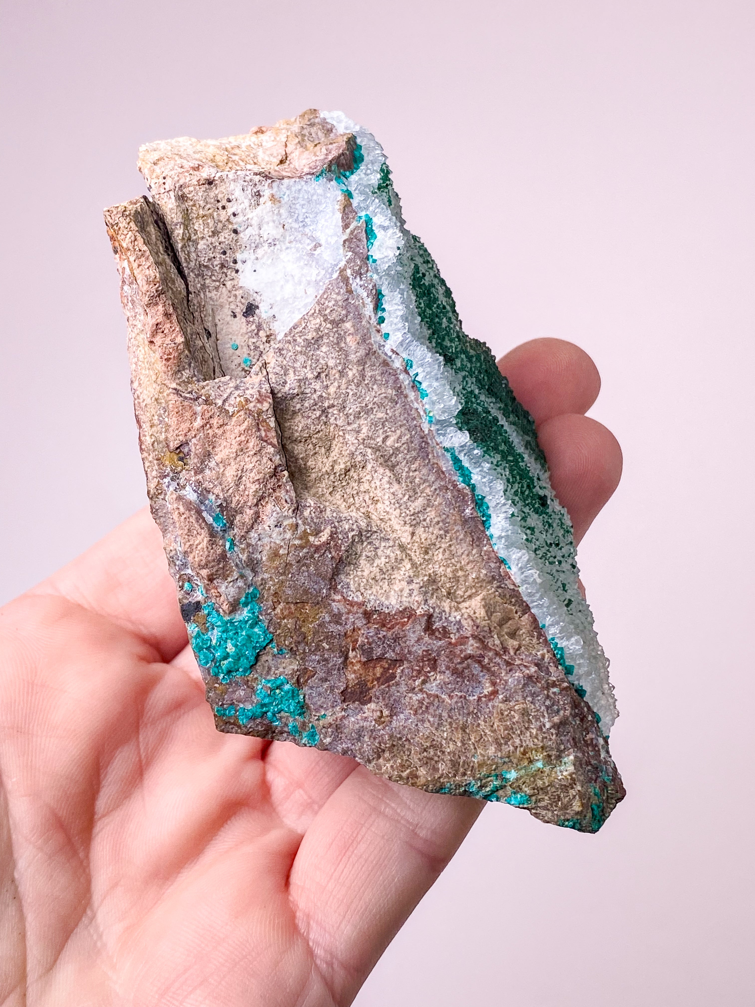 Druzy-dioptas (nr 10)