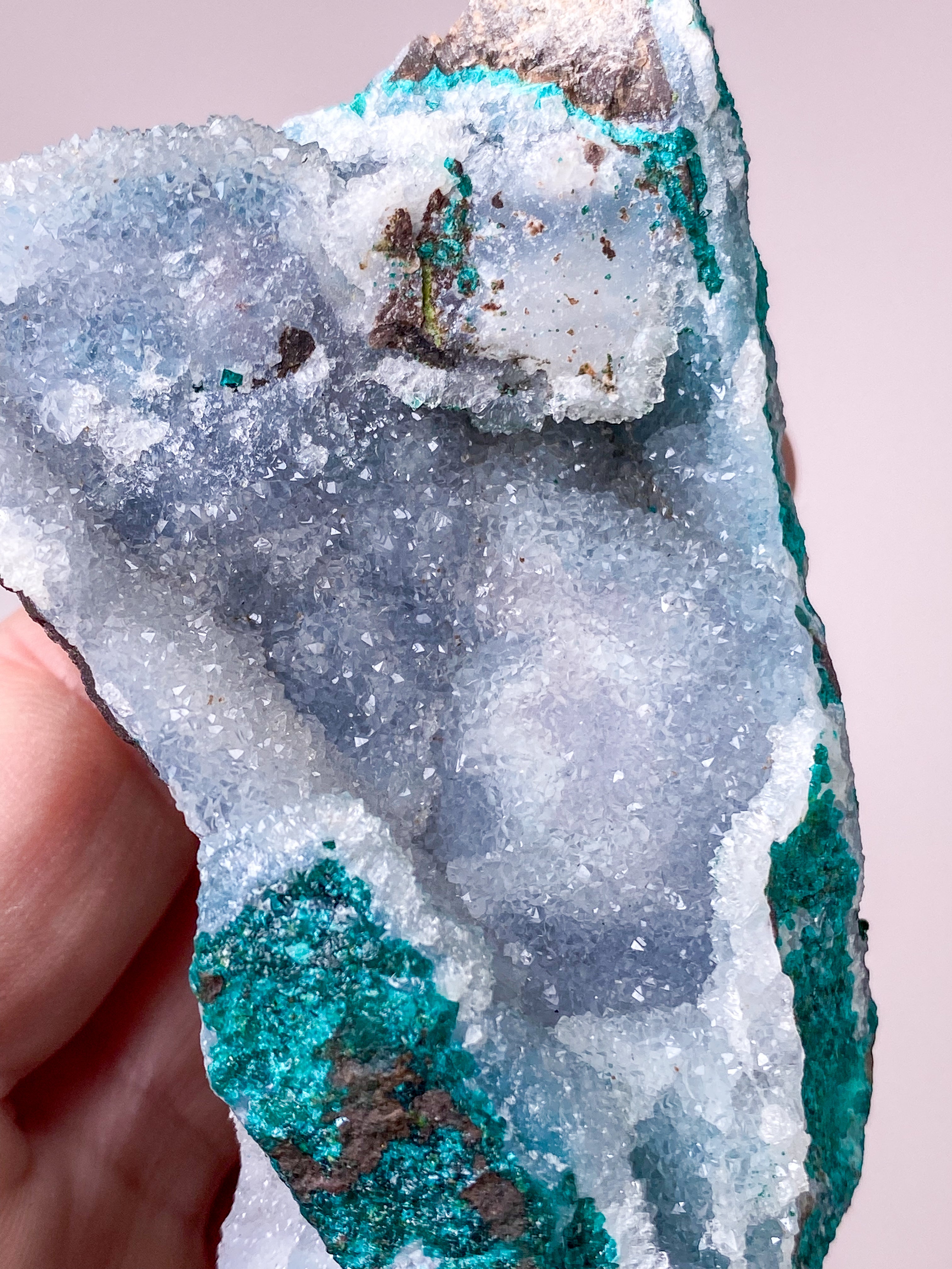 Druzy-dioptas (nr 10)