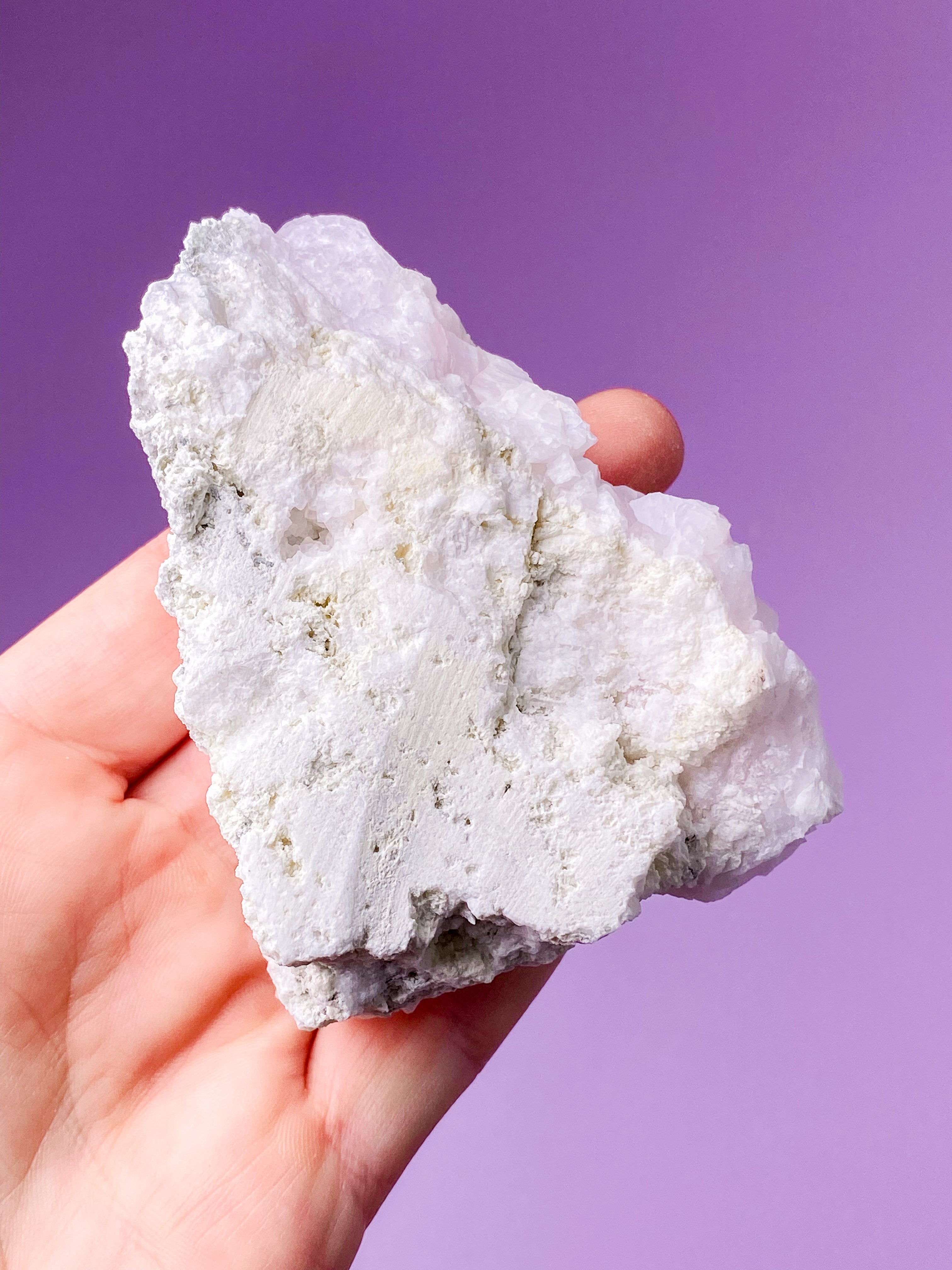 Lepidolite kulor polerade