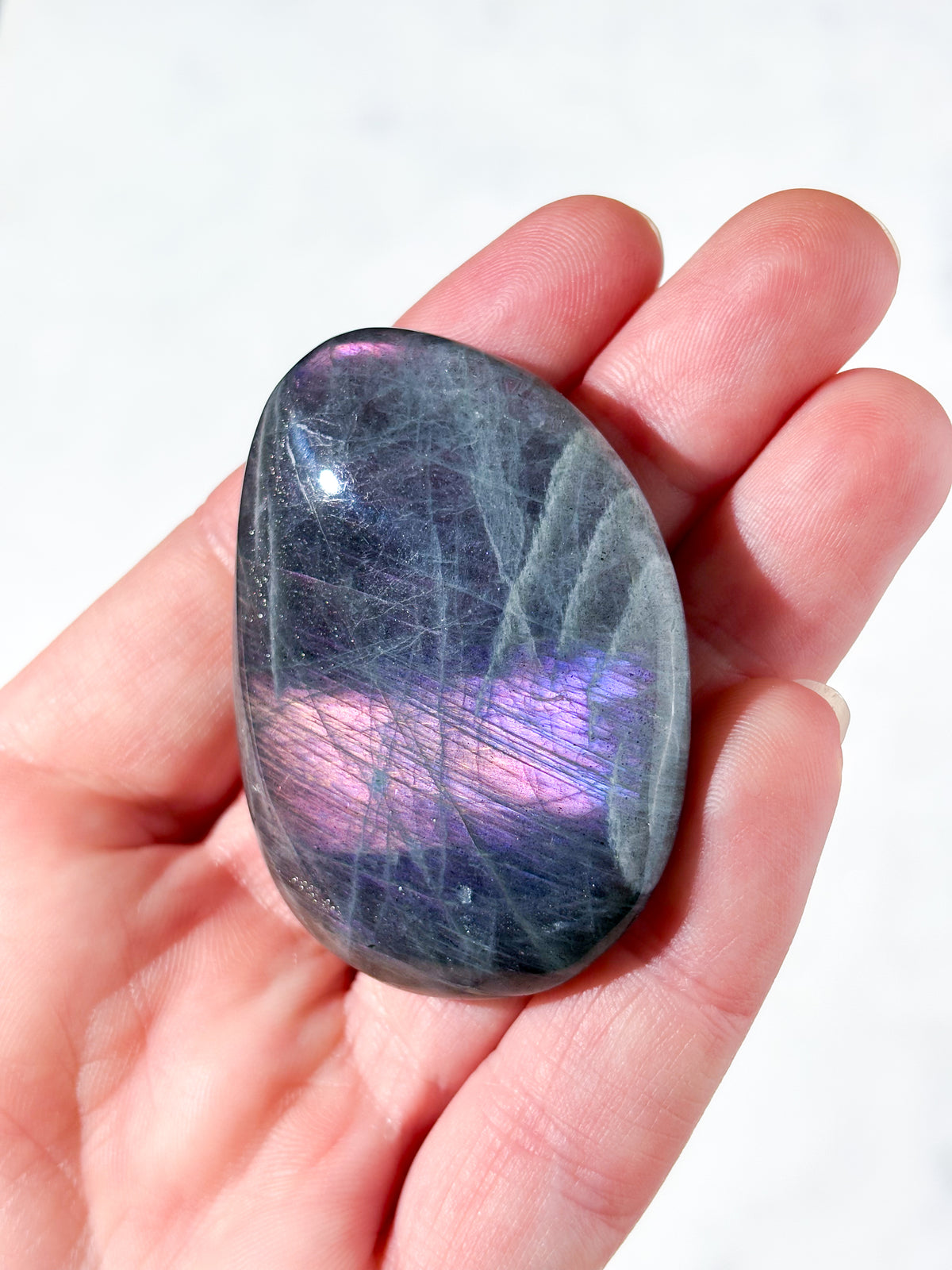 Lilla Labradorit Palmstone (Nr. 22)