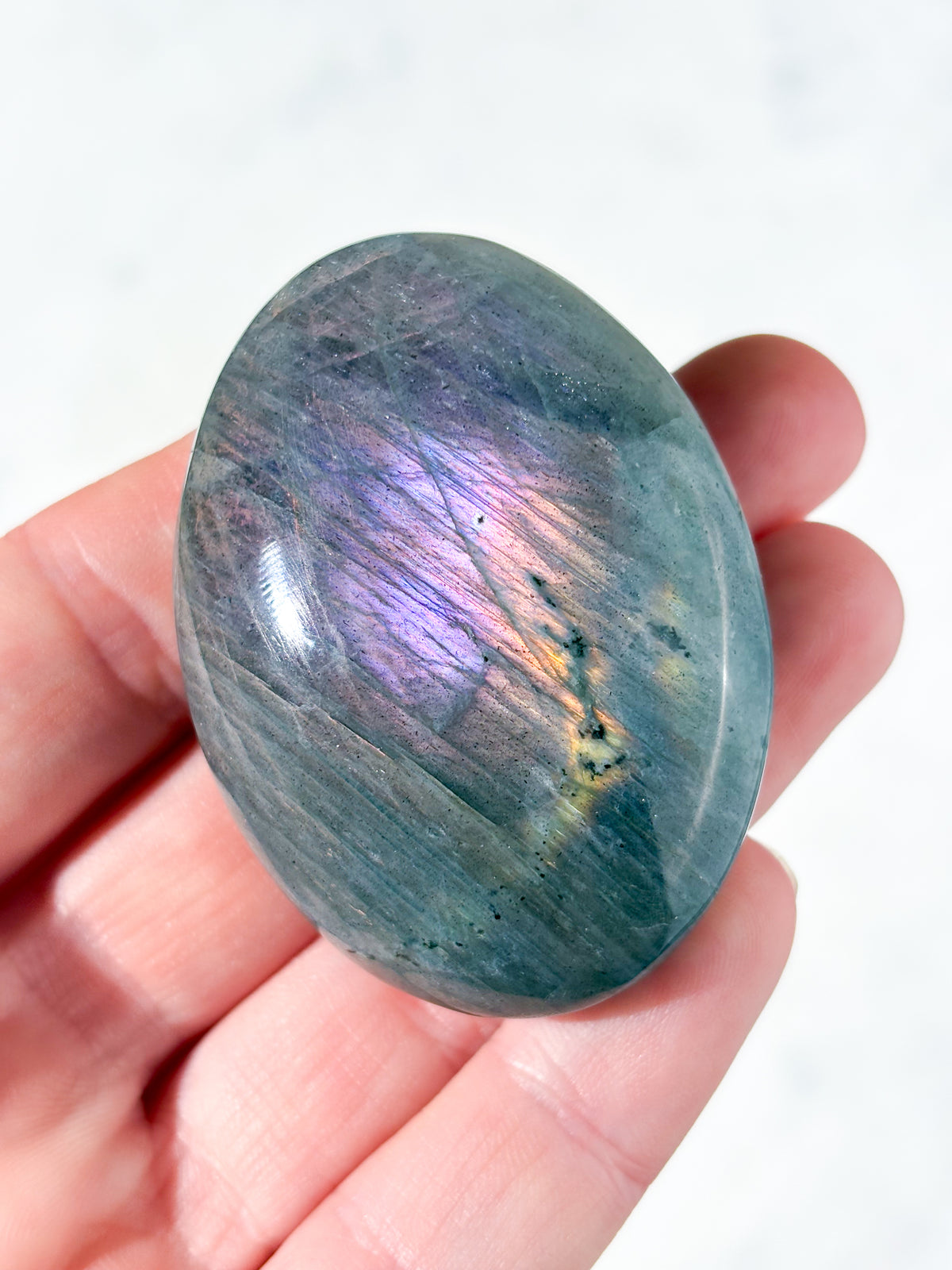 Lilla Labradorit Palmstone (Nr. 30)