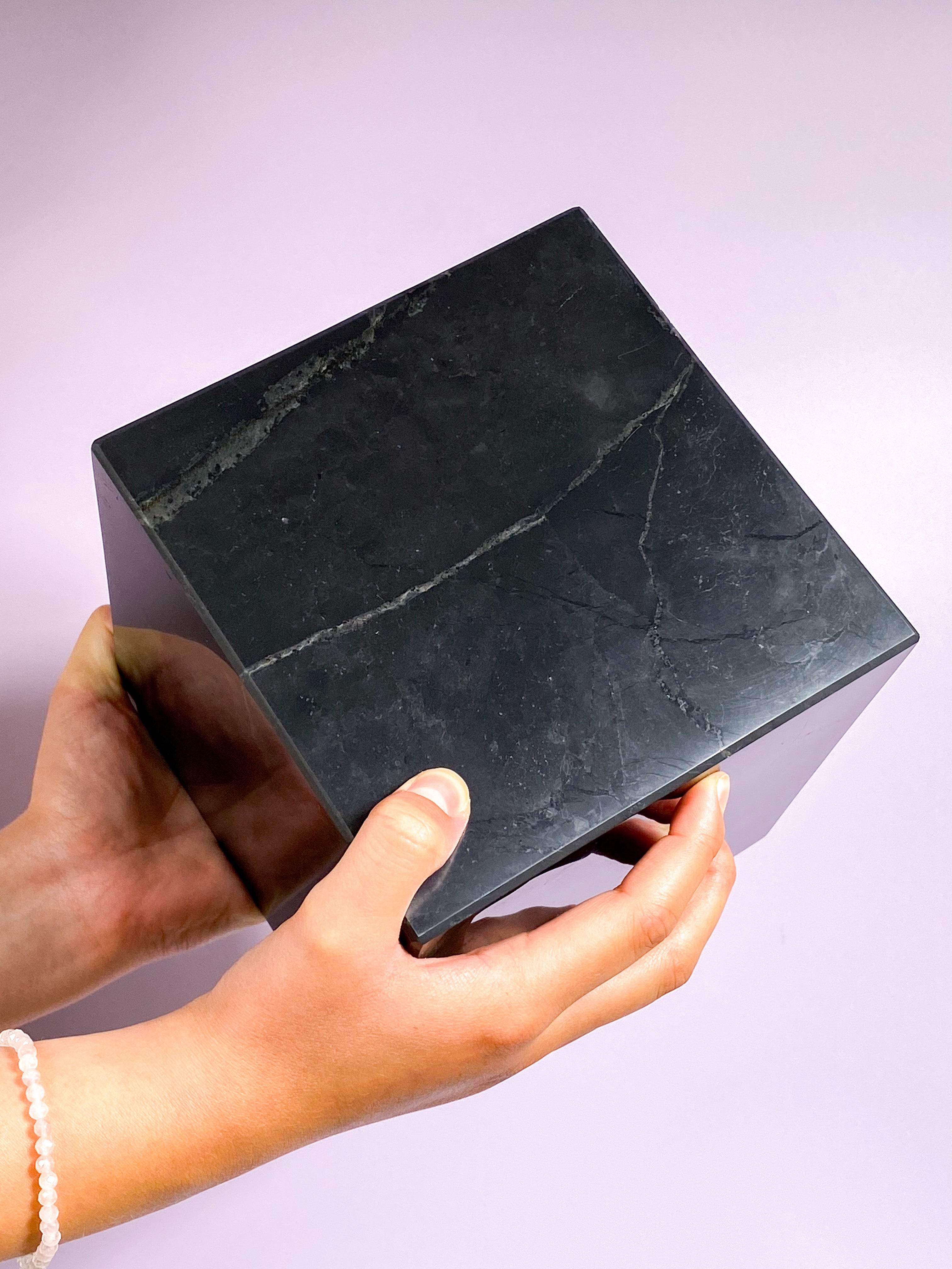 Shungite Ball (2 cm)