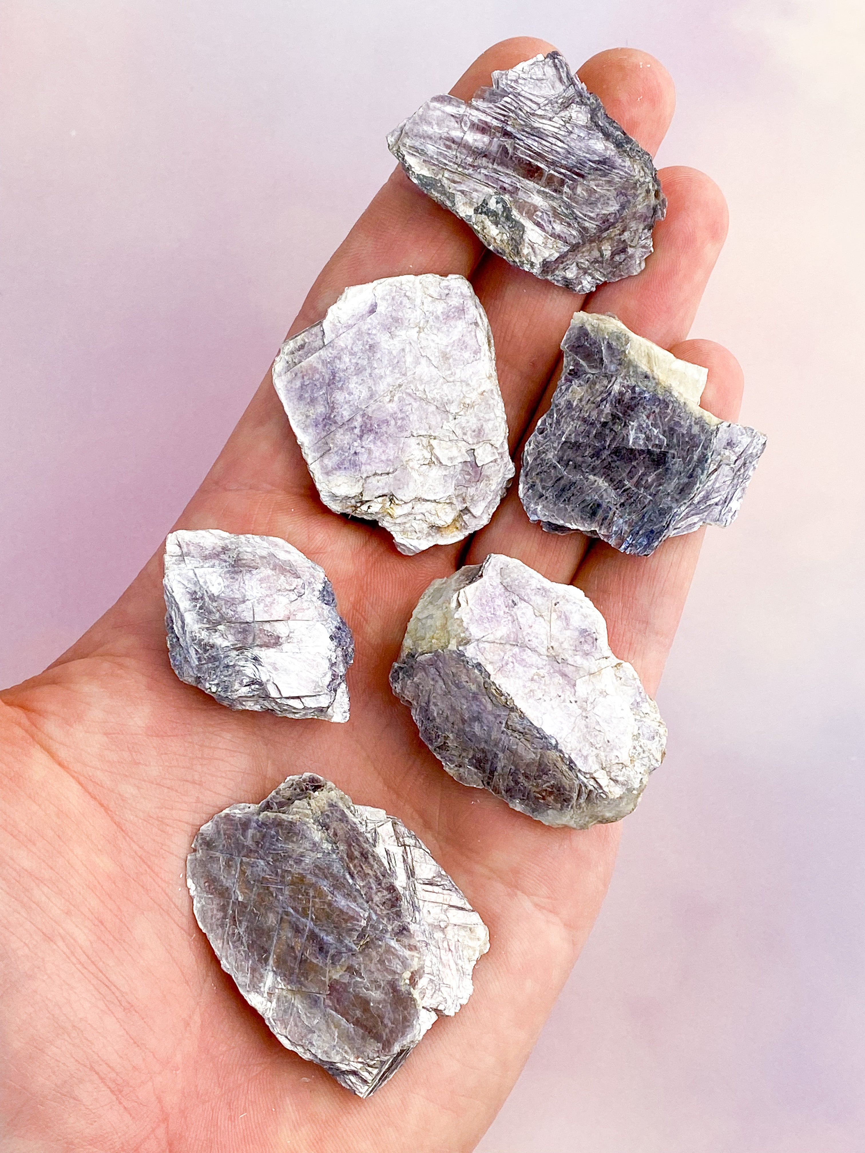 Rå lepidolite.