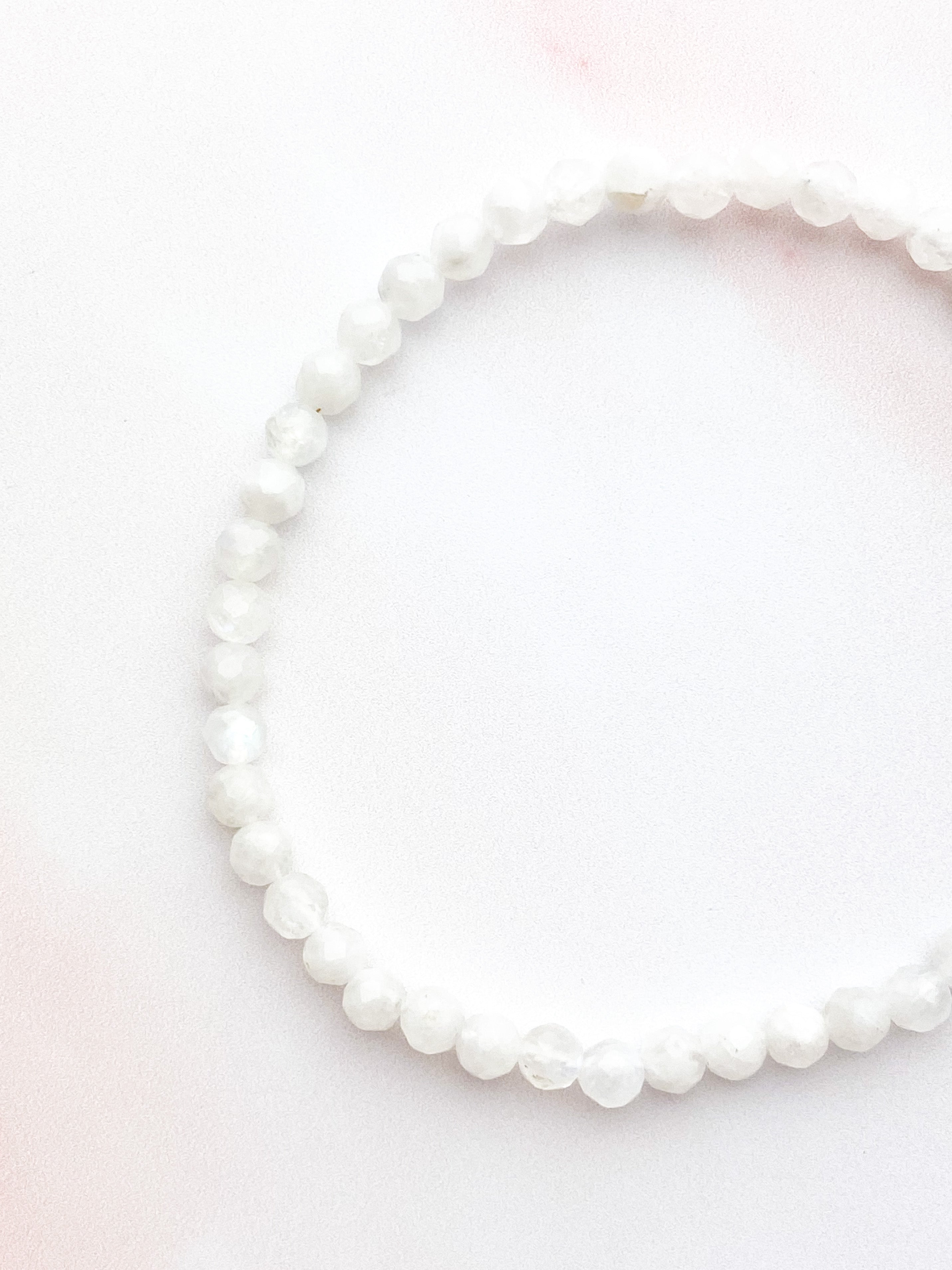 Rainbow Moonstone Armband (FACET)
